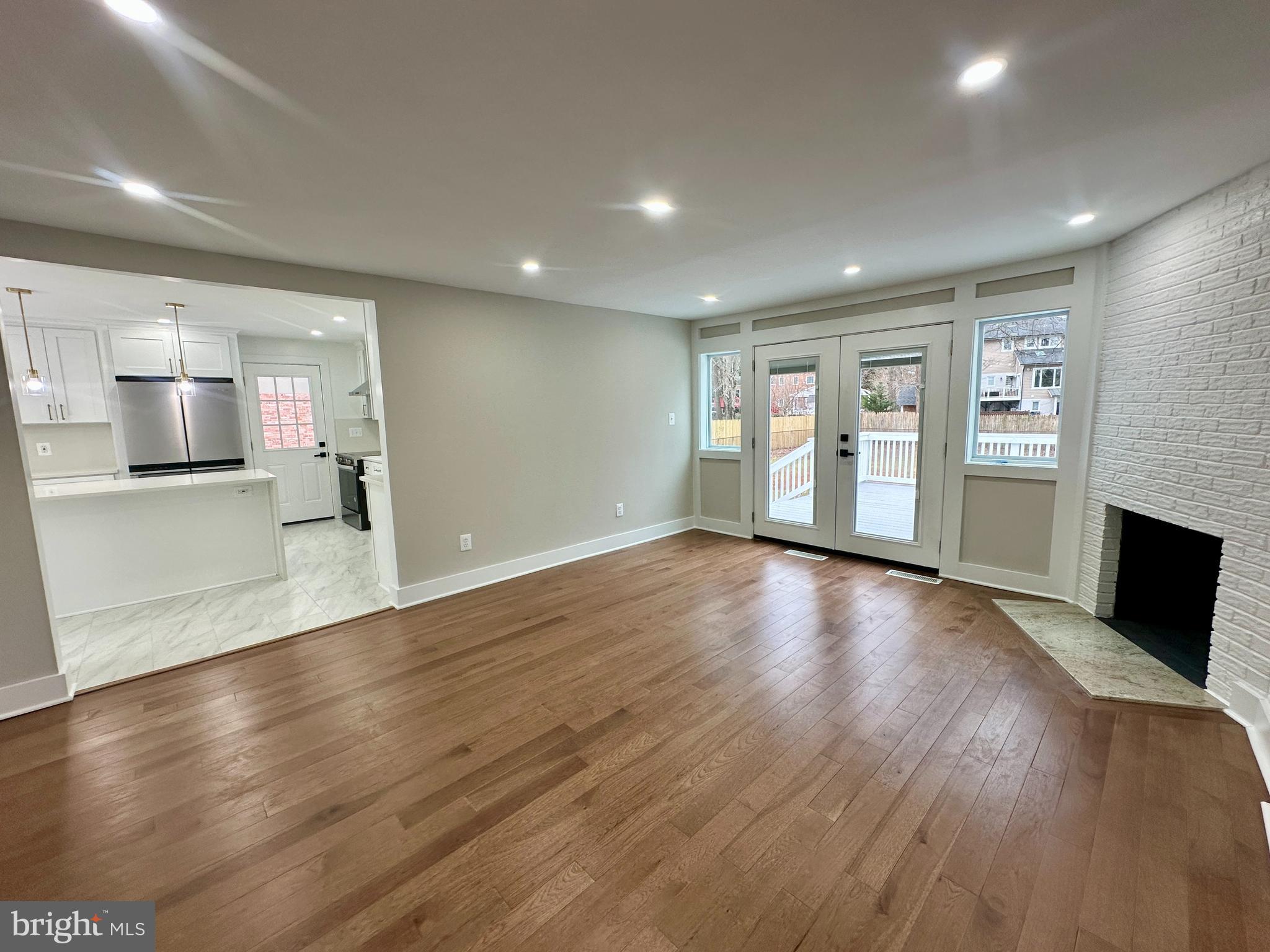 WESTBRIAR COUNTRY CLUB ESTATES - Residential