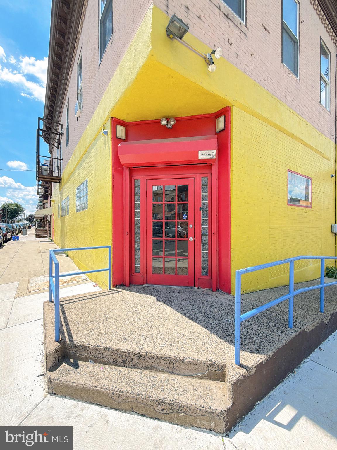 826 W PORTER STREET