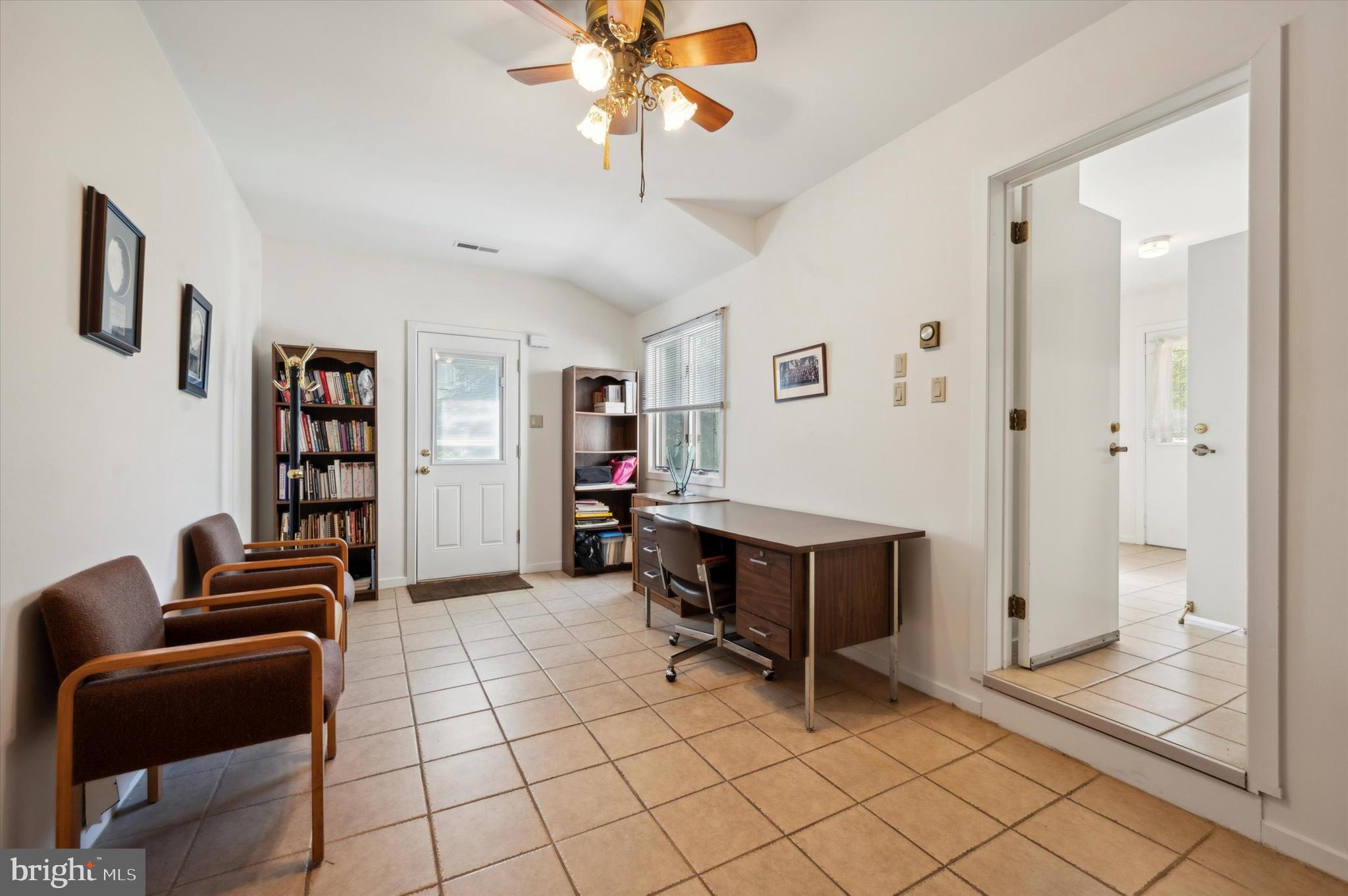 RADNOR CHASE - Residential