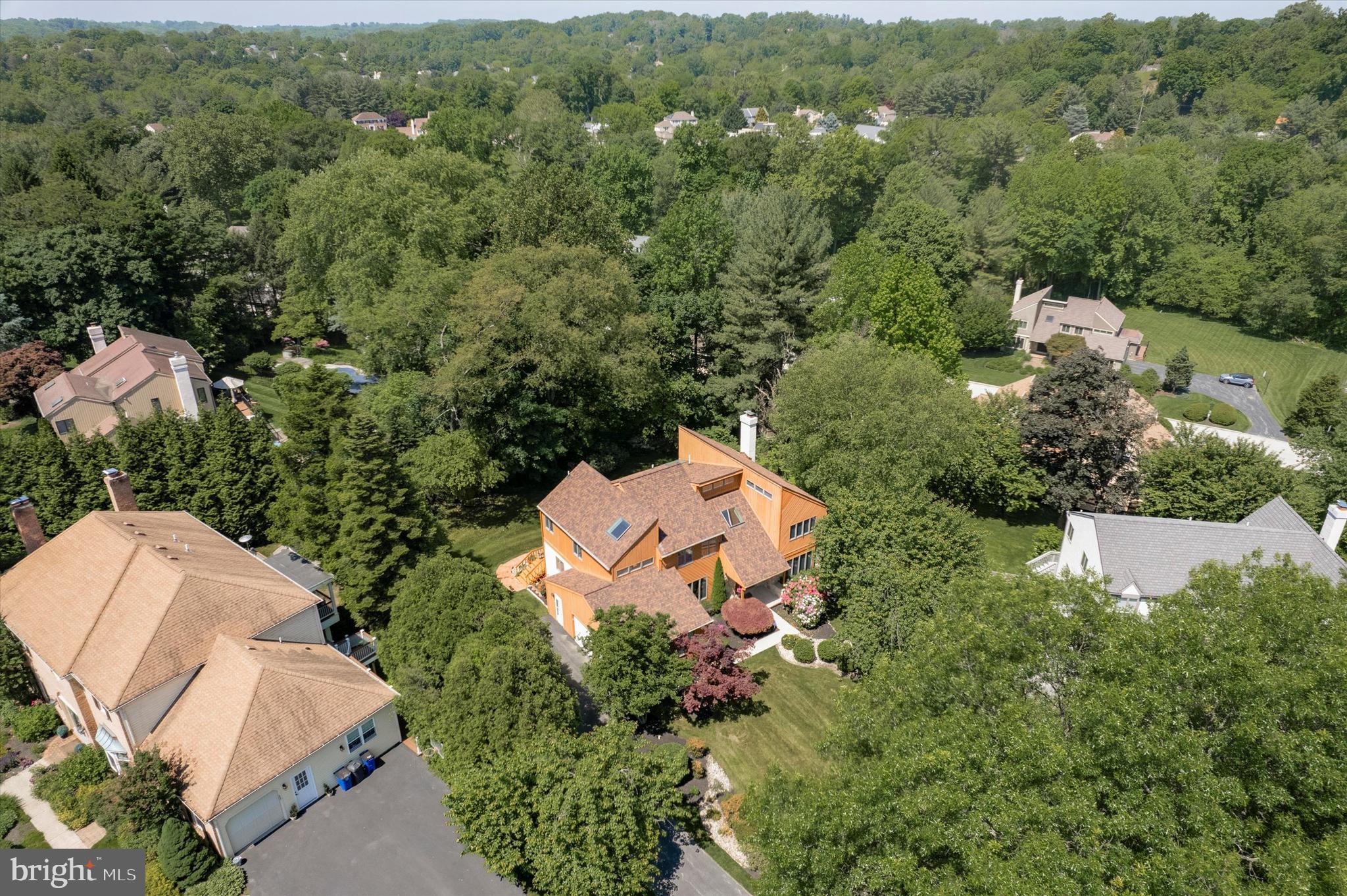 RADNOR CHASE - Residential