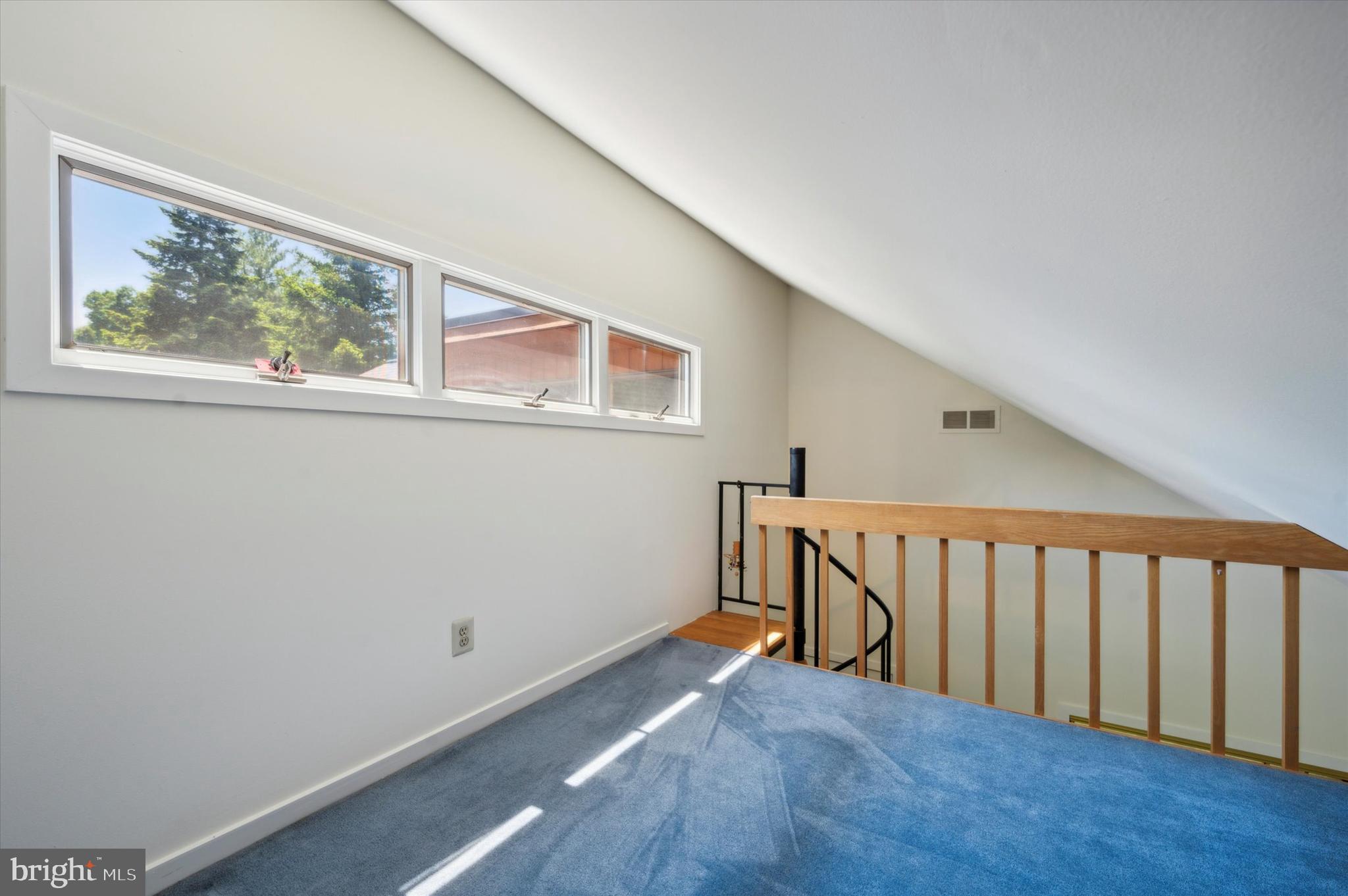 RADNOR CHASE - Residential