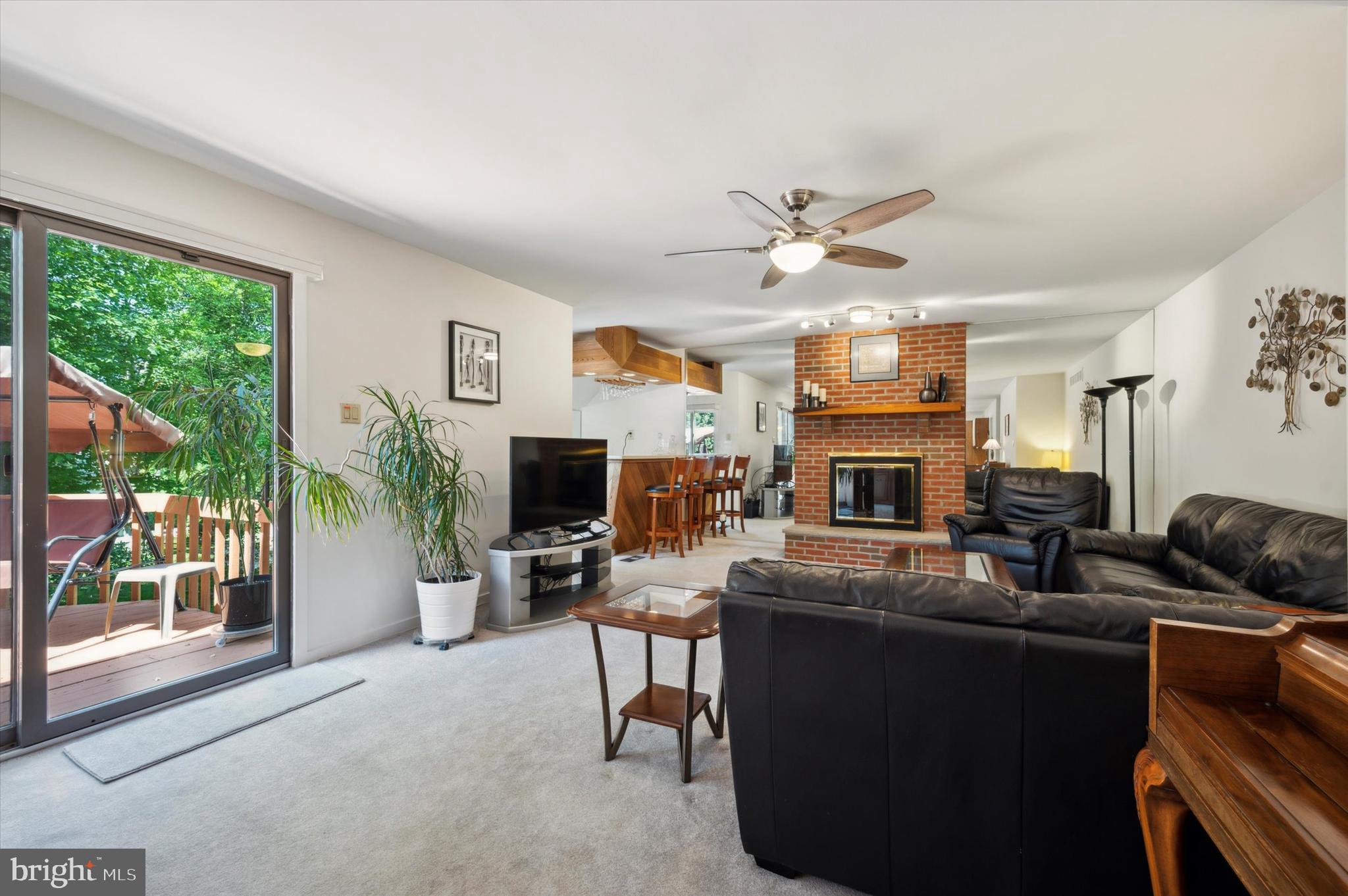 RADNOR CHASE - Residential