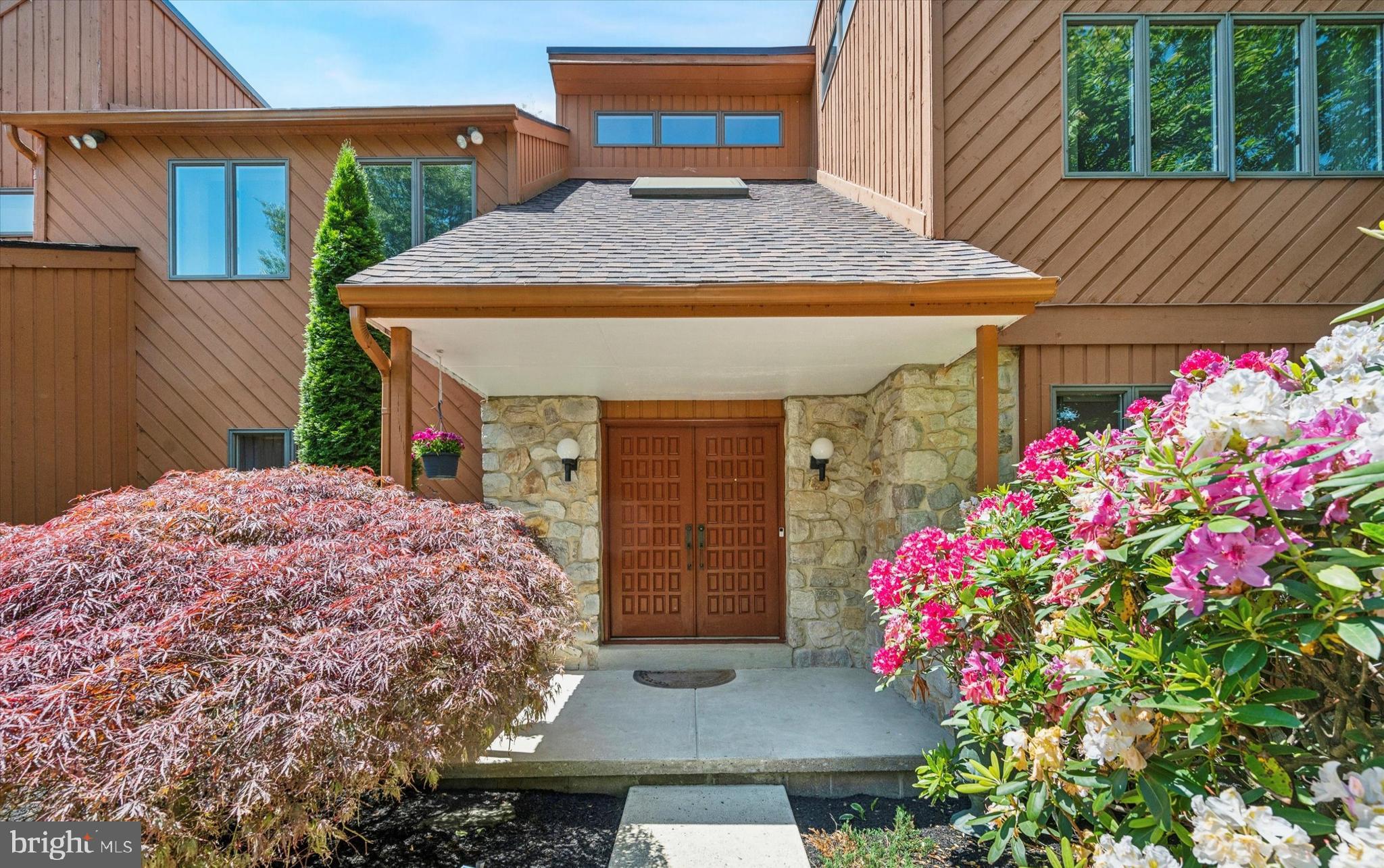 RADNOR CHASE - Residential