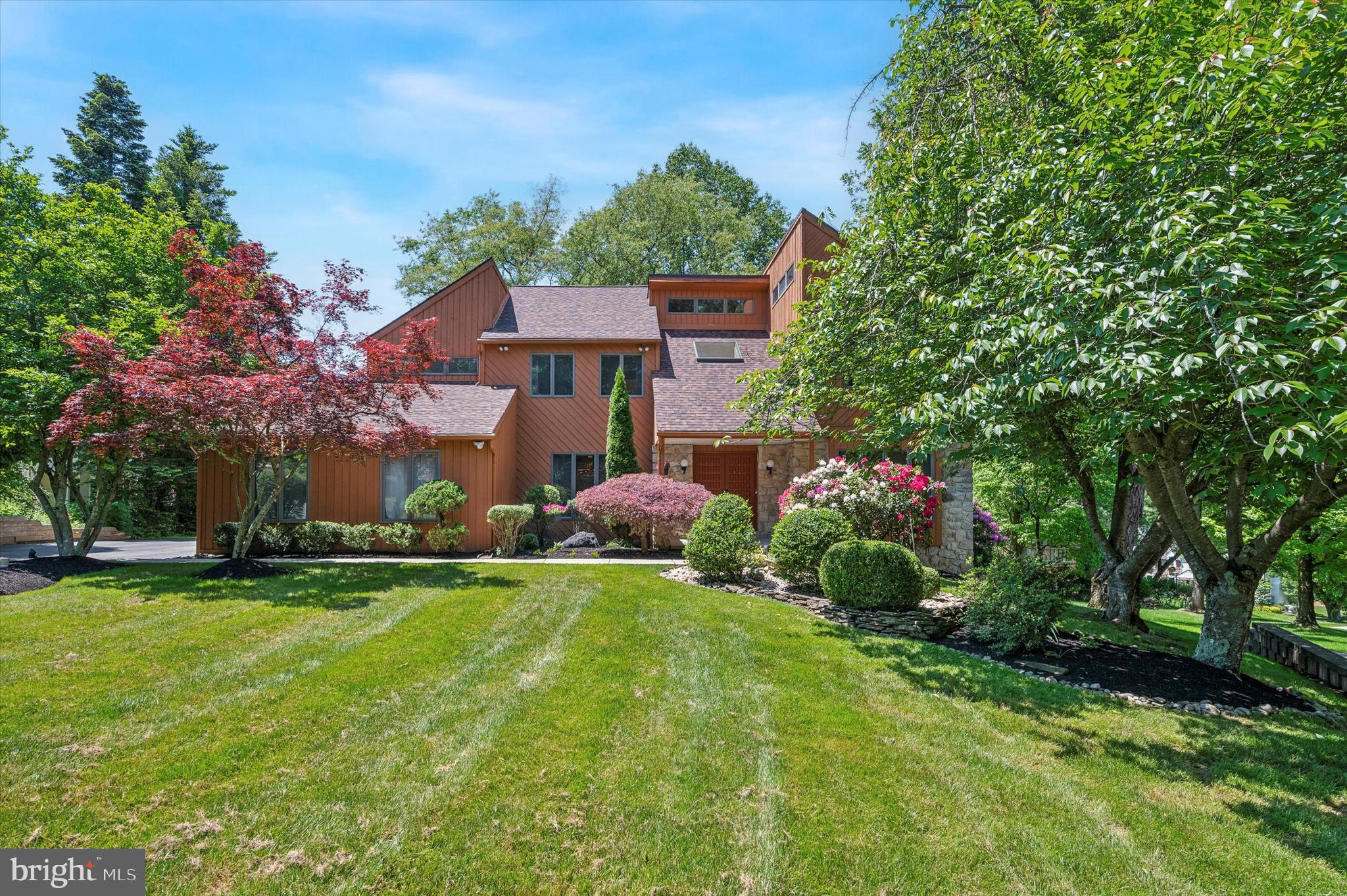 RADNOR CHASE - Residential