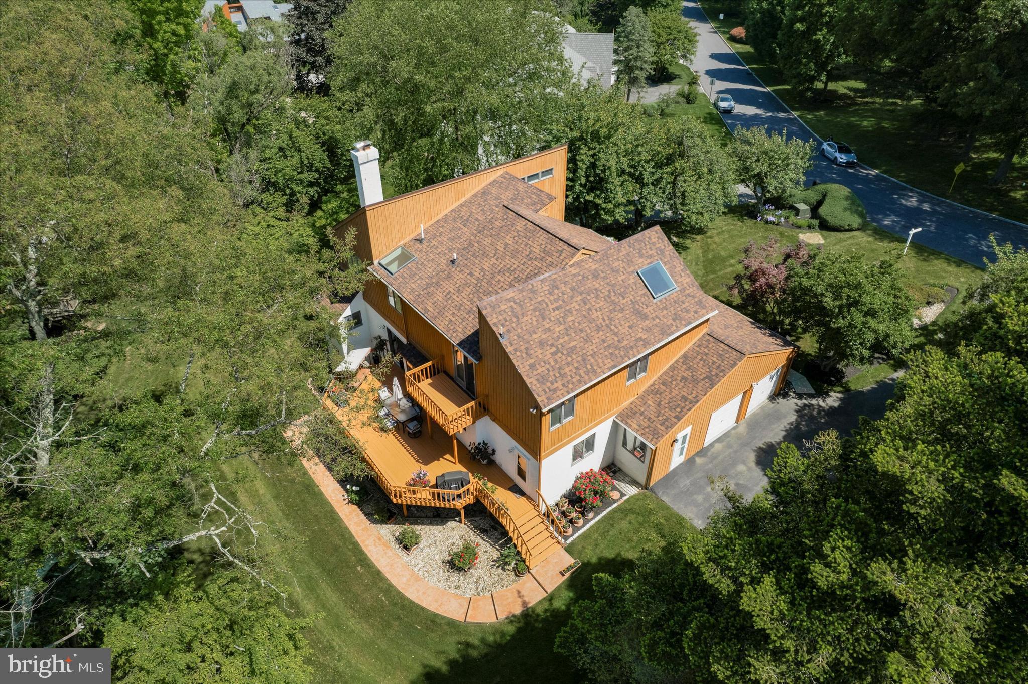 RADNOR CHASE - Residential