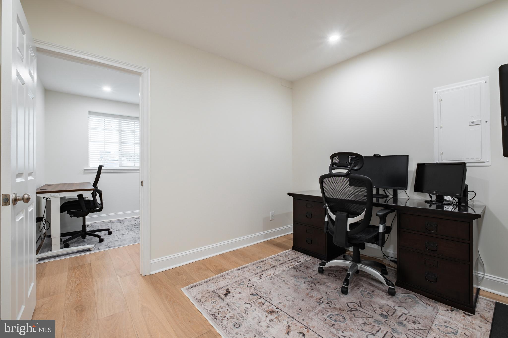 NAVAL SQUARE - Residential