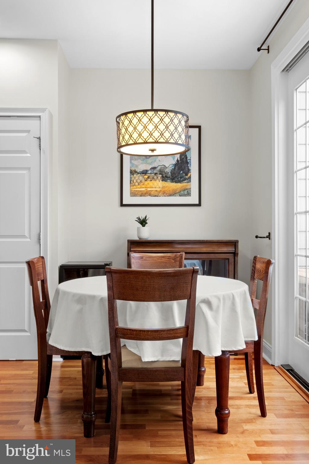 NAVAL SQUARE - Residential