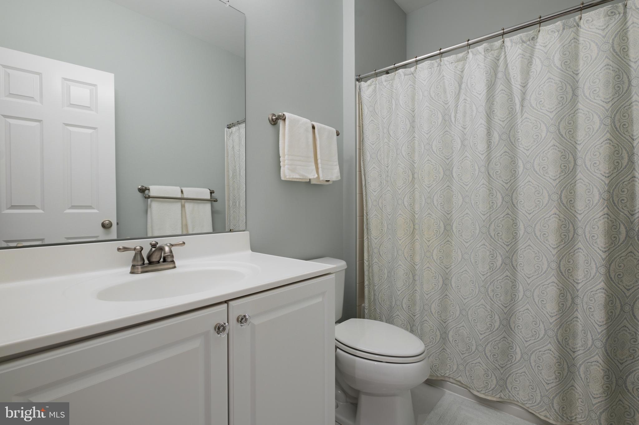 NAVAL SQUARE - Residential