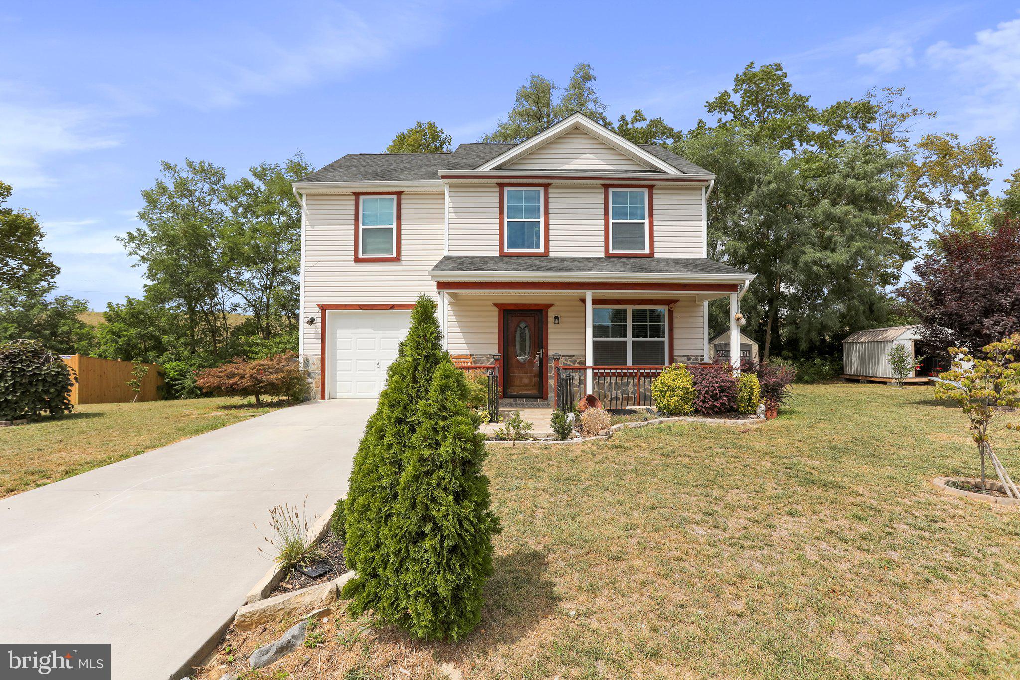 CRESTFIELD - Residential