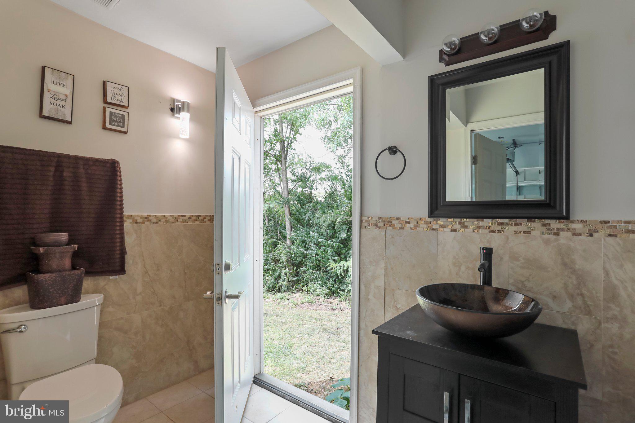 CRESTFIELD - Residential