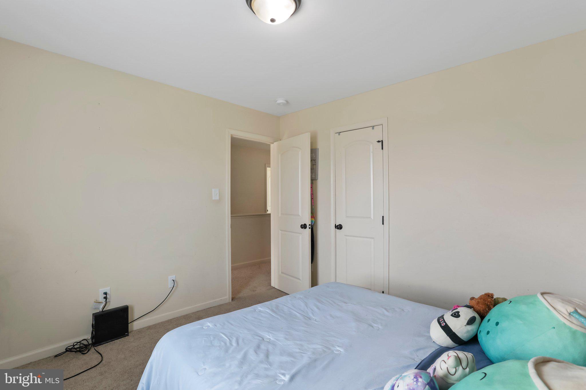 CRESTFIELD - Residential