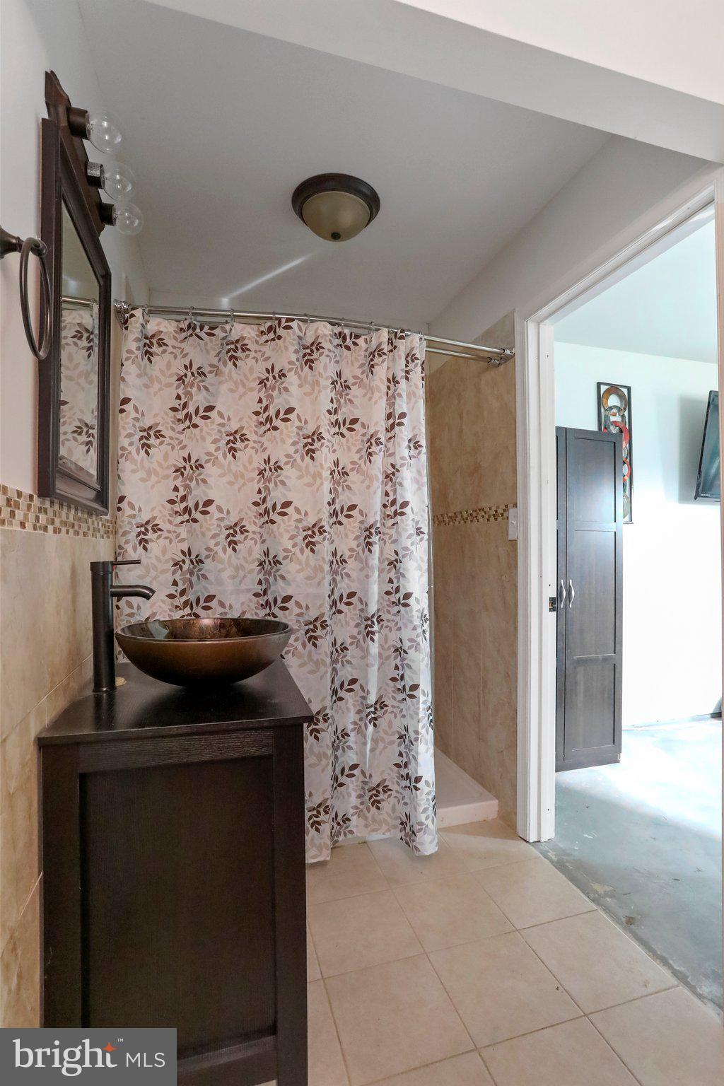 CRESTFIELD - Residential