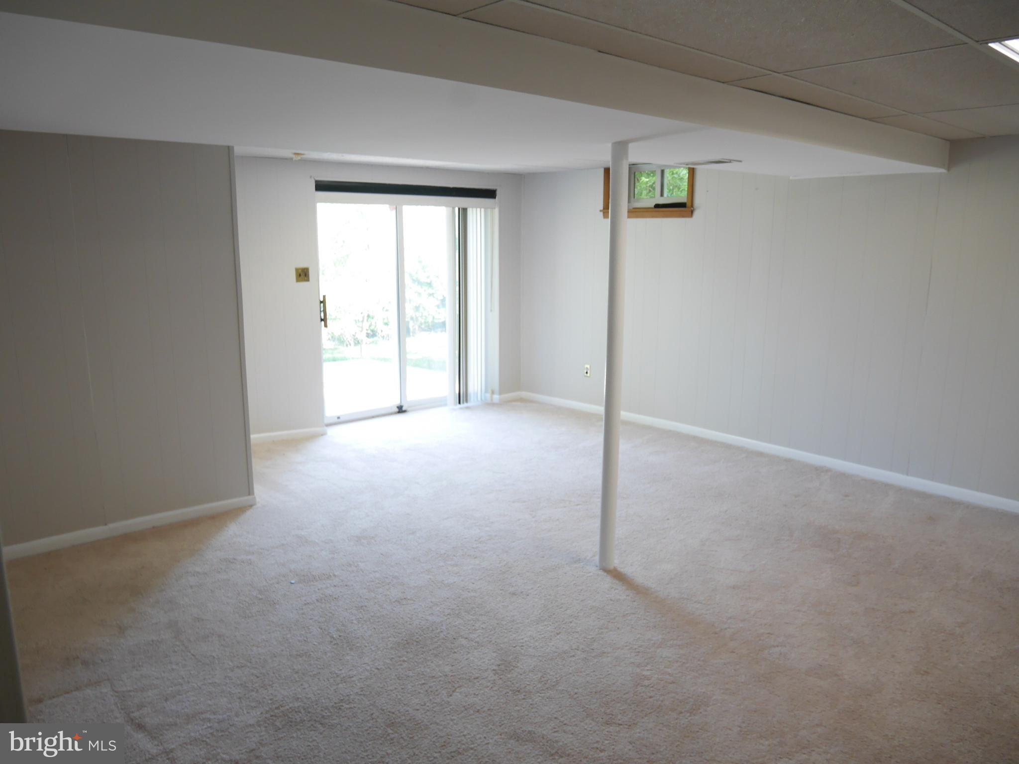 RIDGEVIEW ESTATES - Residential Lease