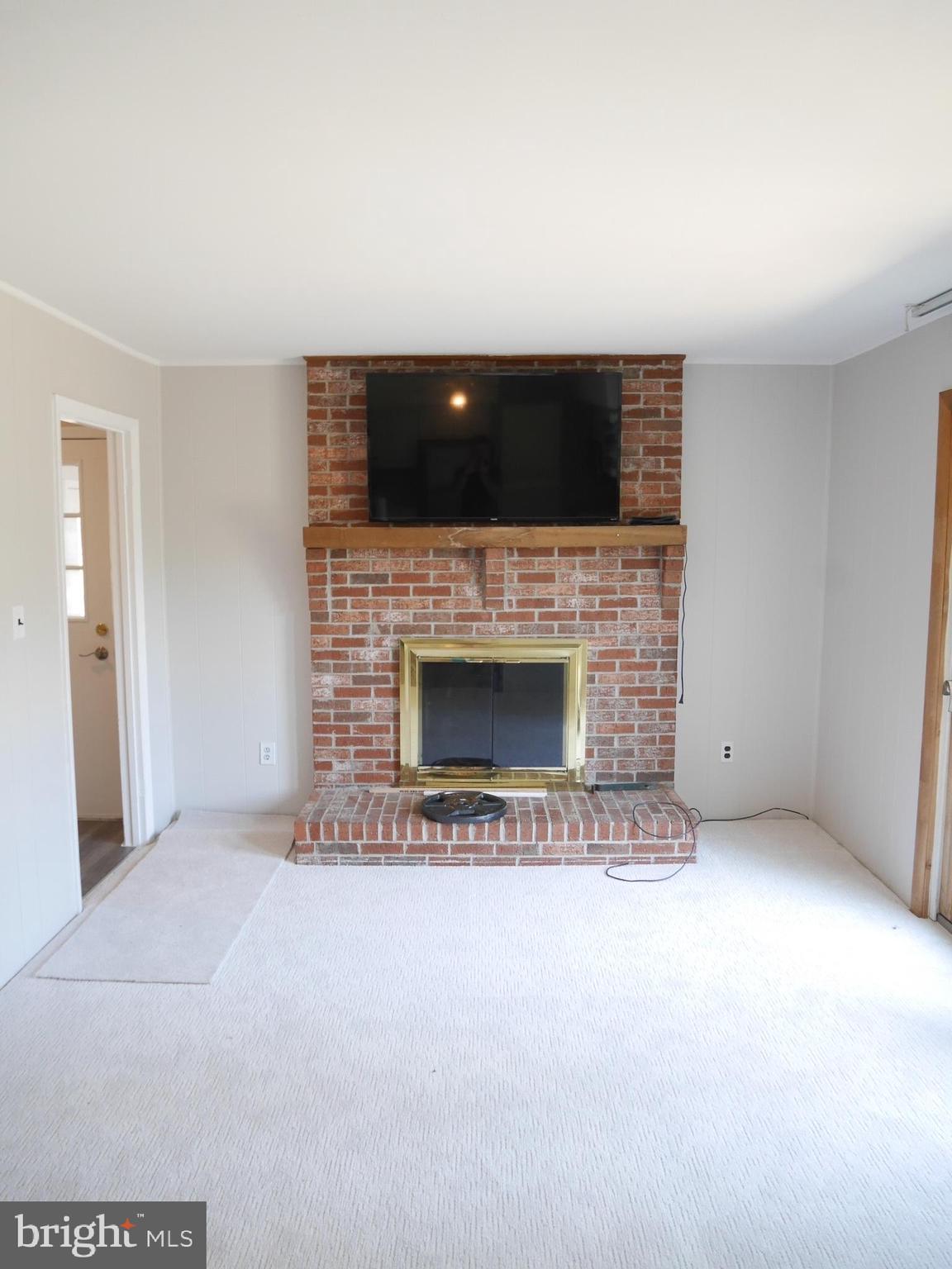 RIDGEVIEW ESTATES - Residential Lease