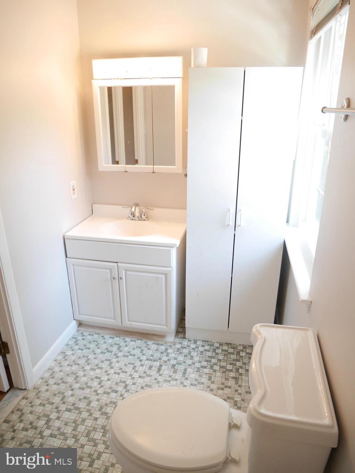 RIDGEVIEW ESTATES - Residential Lease