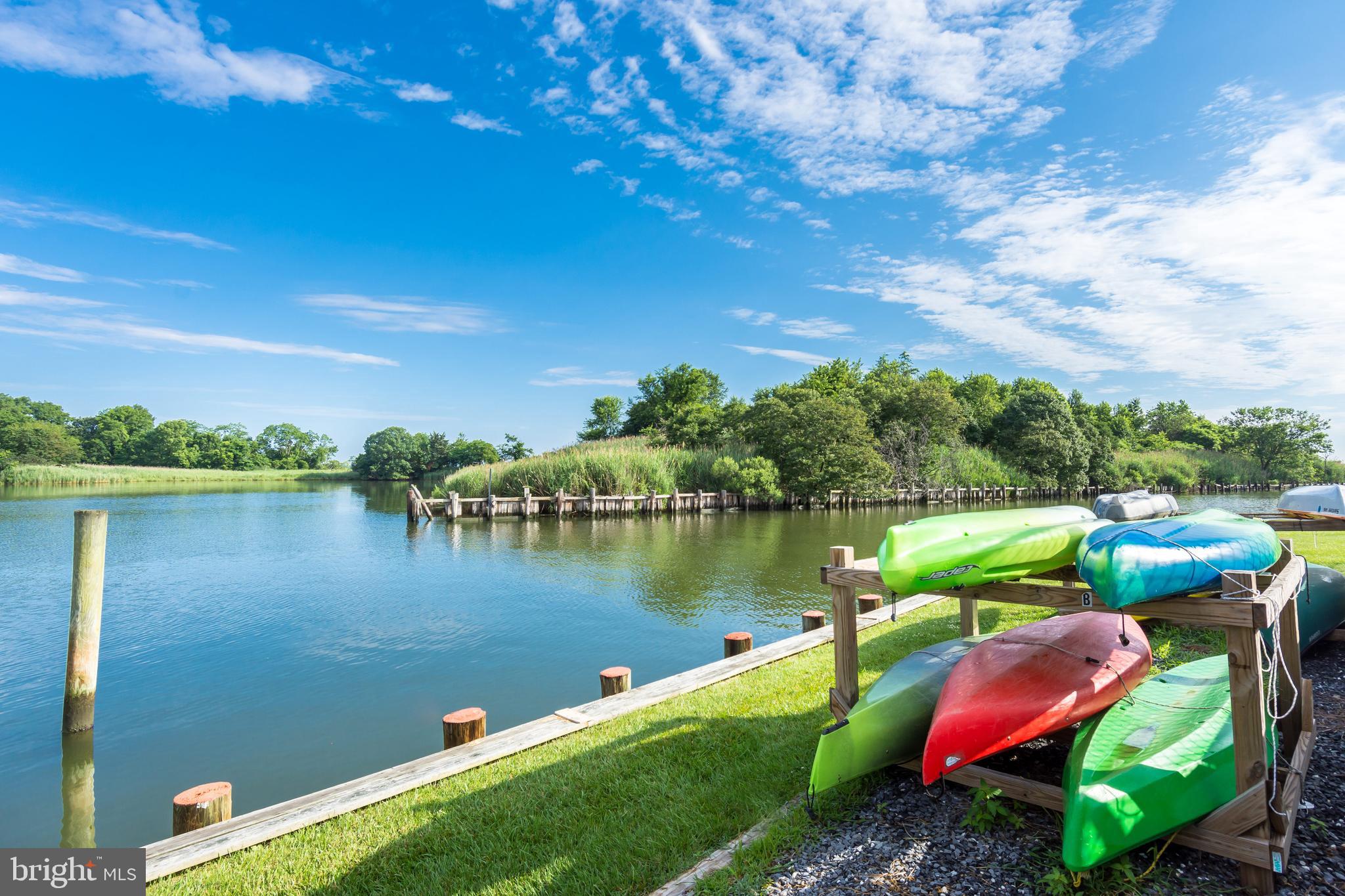 QUEENS LANDING - Residential