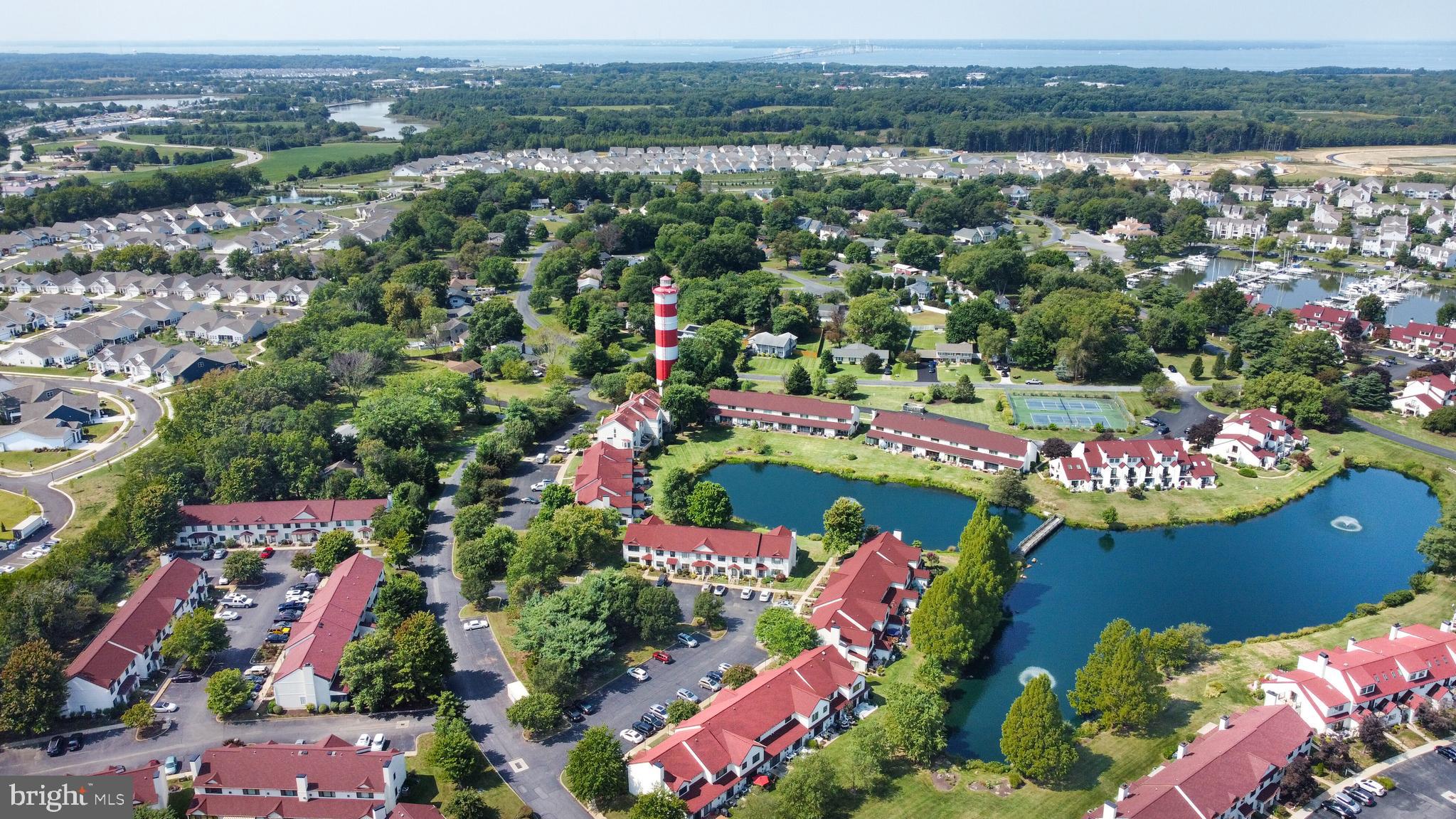 QUEENS LANDING - Residential