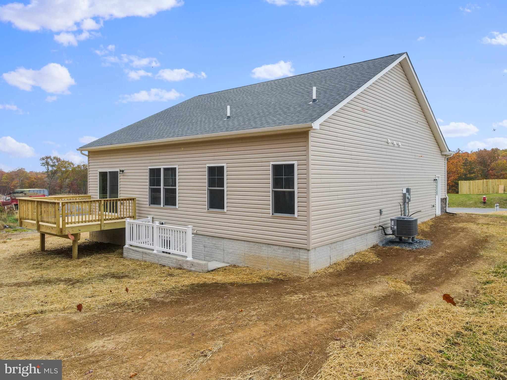 MIDDLE CREEK VISTAS - Residential