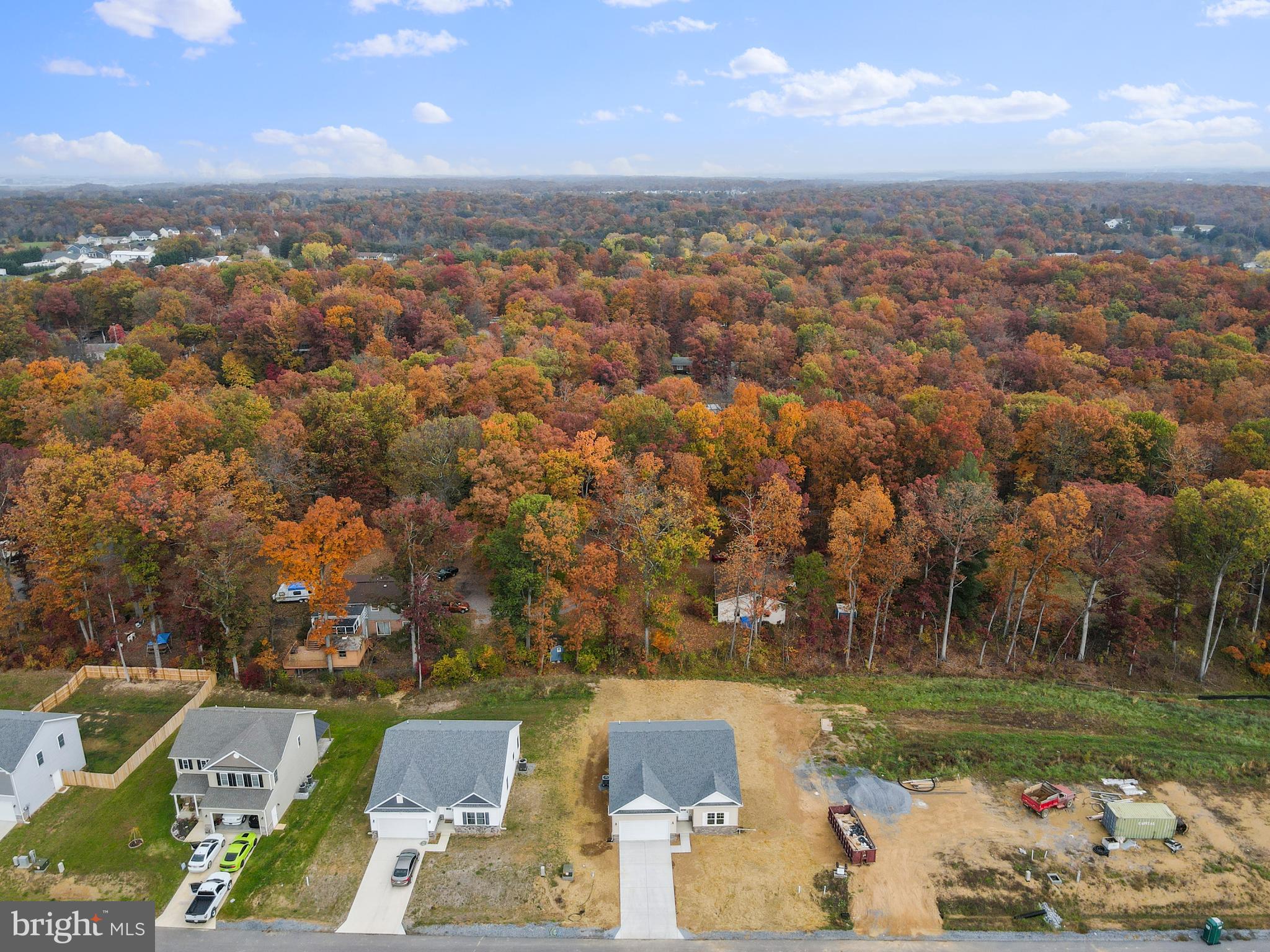 MIDDLE CREEK VISTAS - Residential