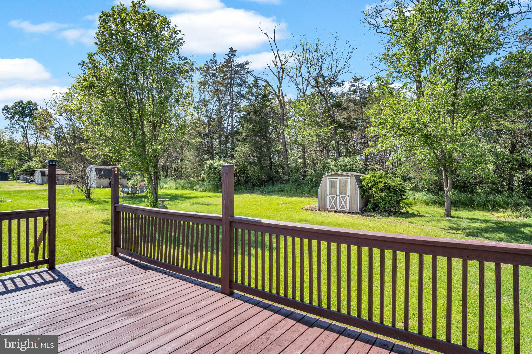 COUNTRY VIEW MANOR - Residential