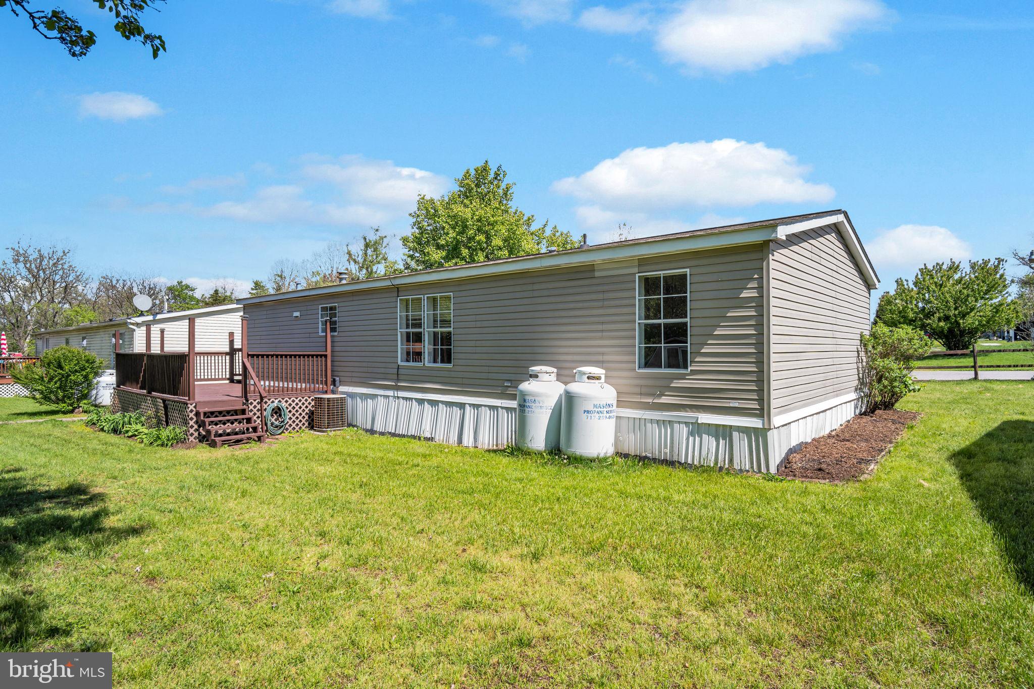 COUNTRY VIEW MANOR - Residential