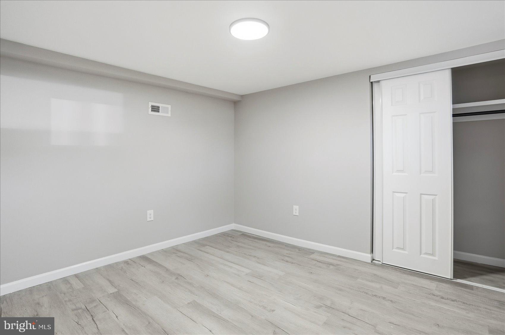 FOREST GARDENS - Residential