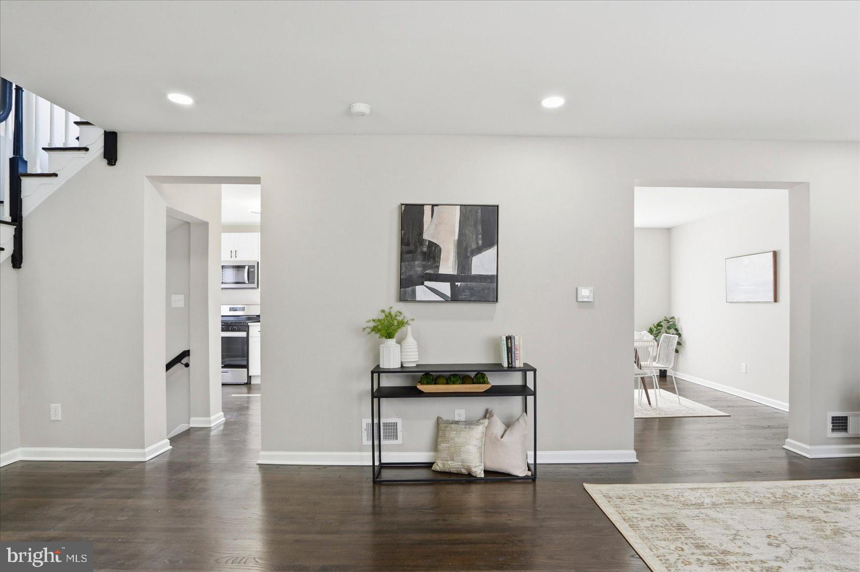 FOREST GARDENS - Residential