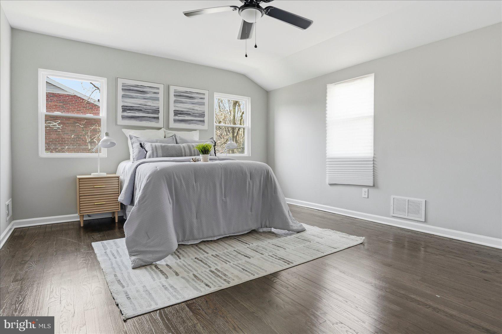 FOREST GARDENS - Residential