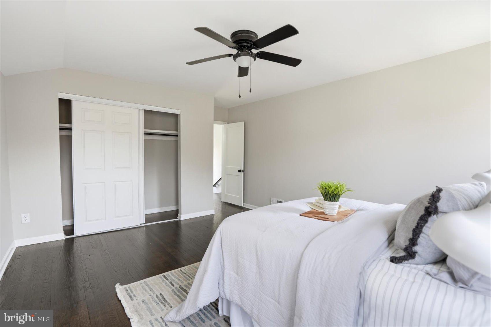 FOREST GARDENS - Residential