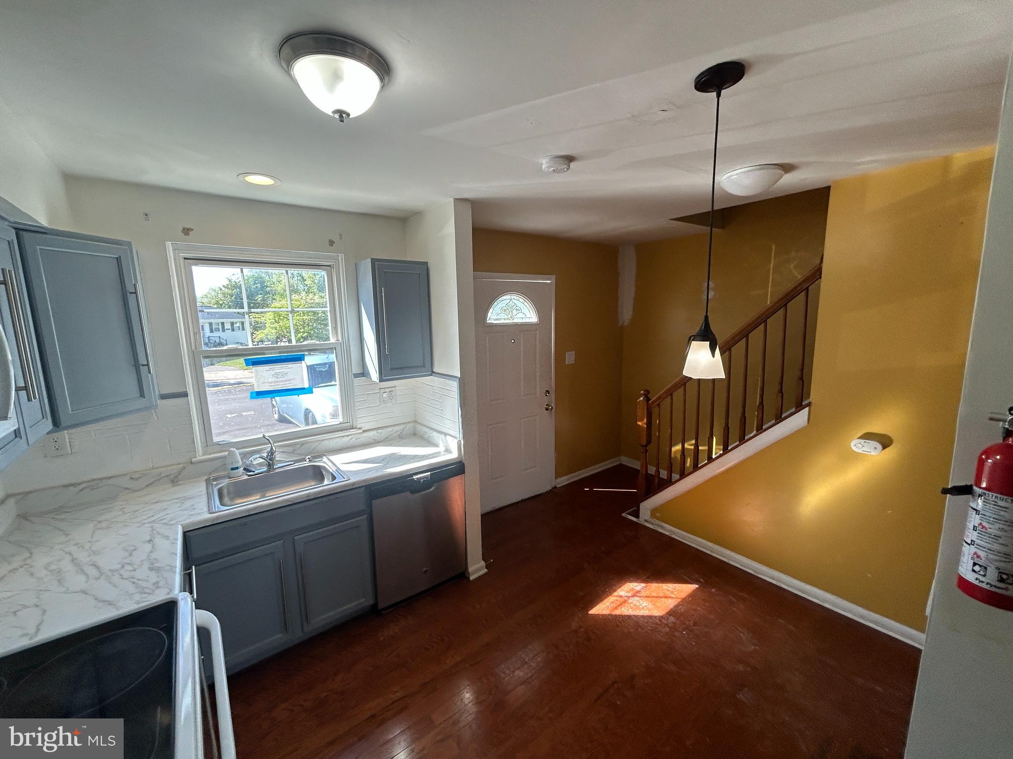 GARRISON RIDGE - Residential