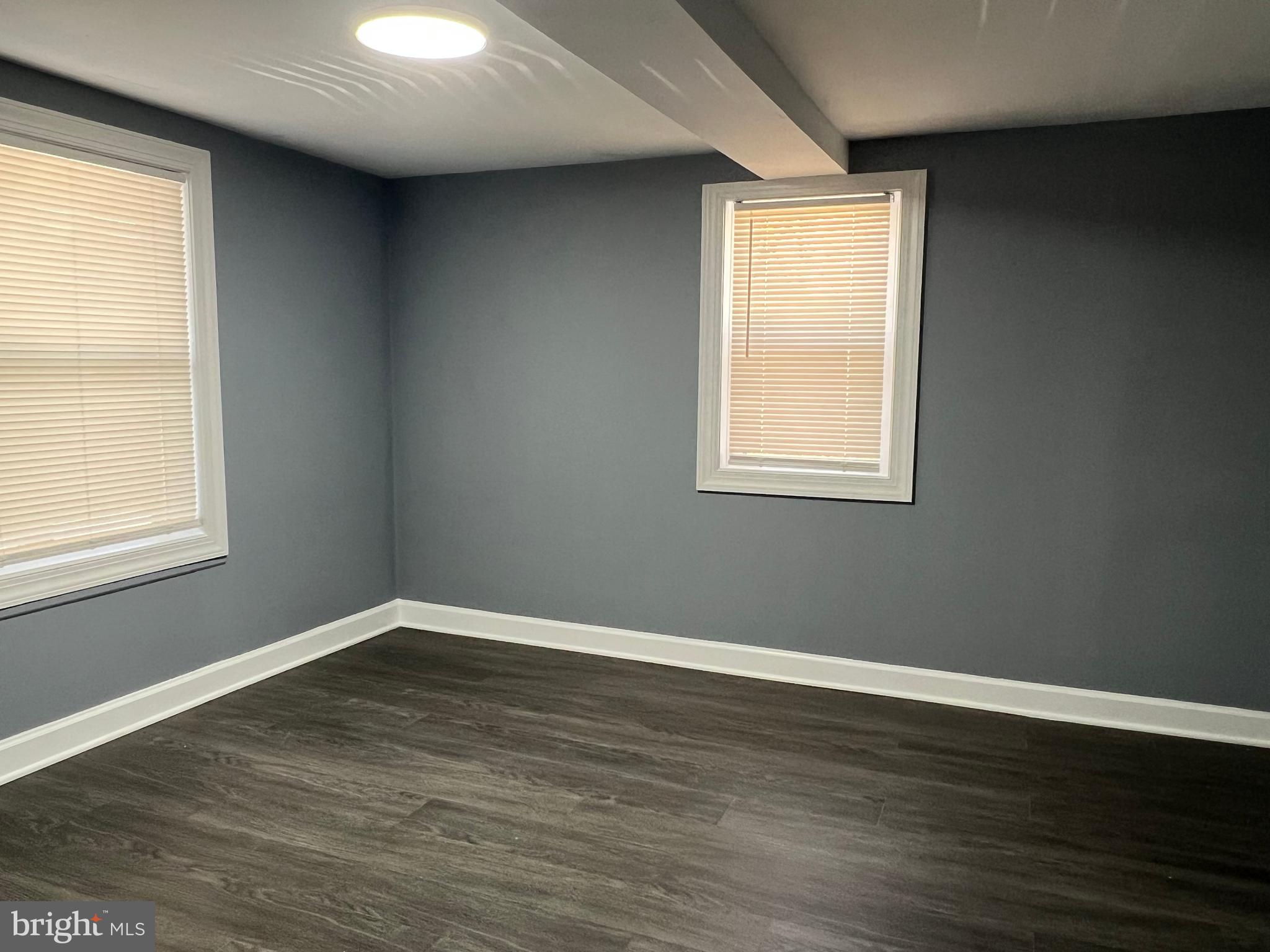 FORT WASHINGTON - Residential