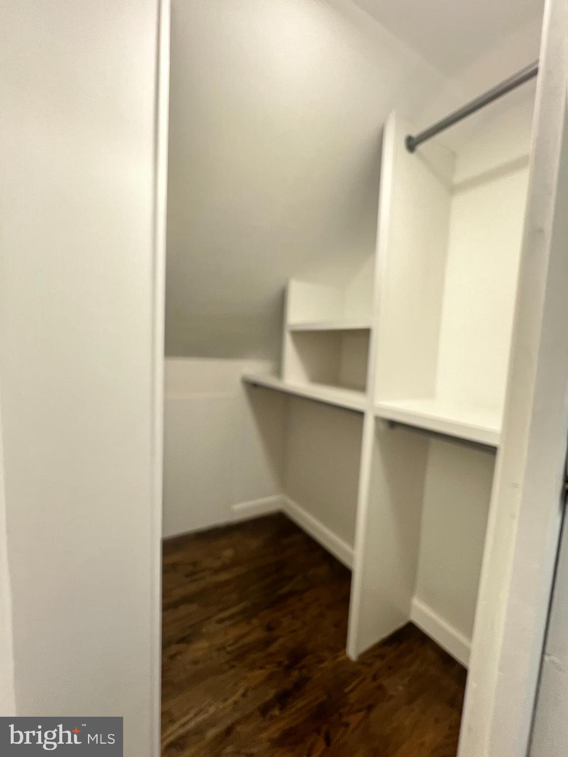 FORT WASHINGTON - Residential