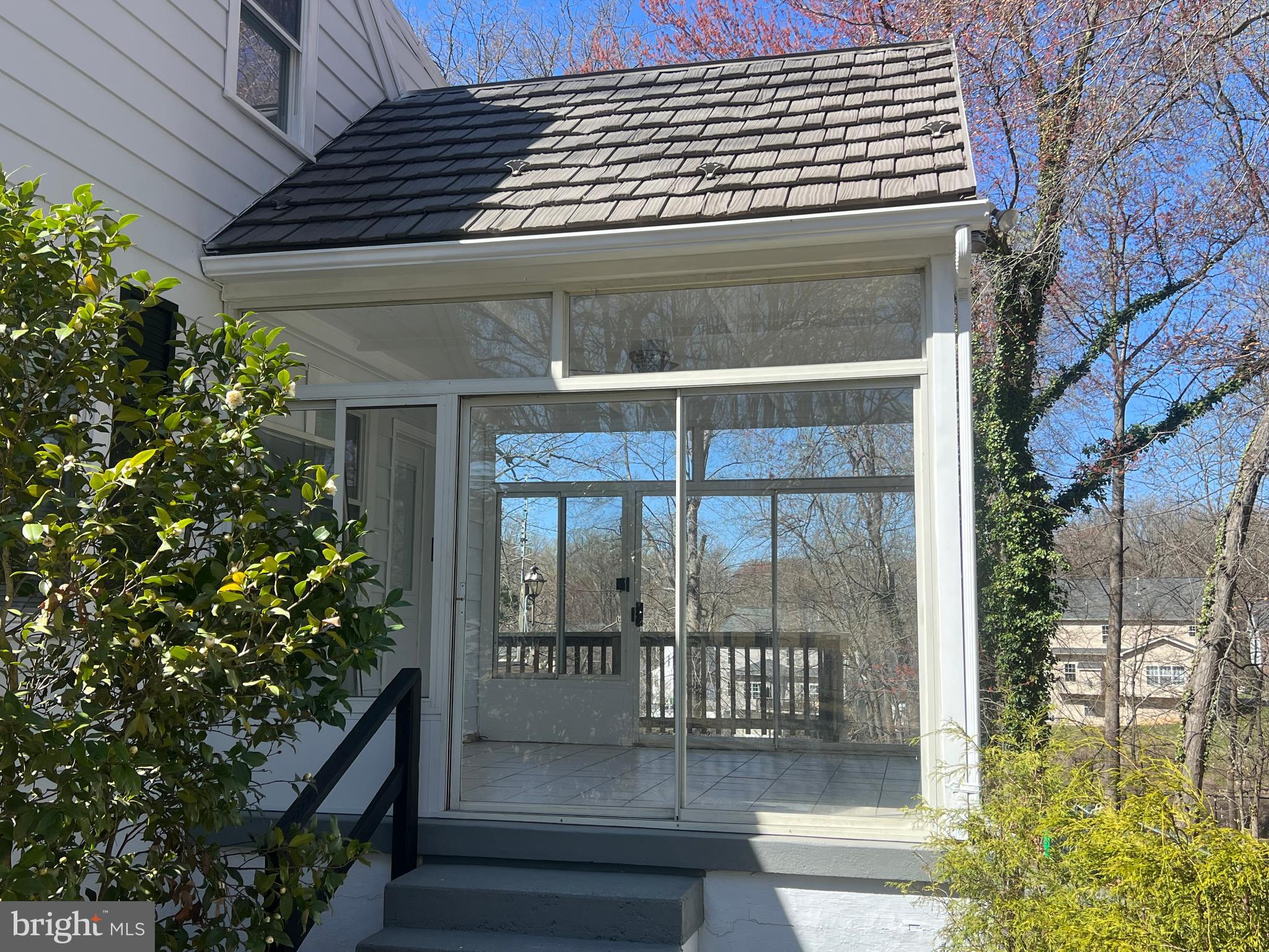 FORT WASHINGTON - Residential