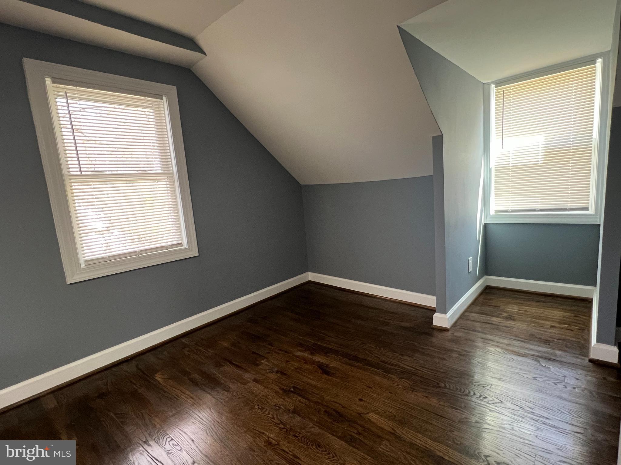 FORT WASHINGTON - Residential