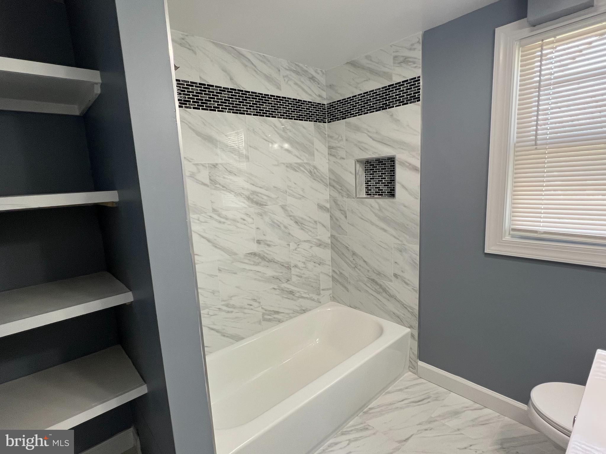 FORT WASHINGTON - Residential