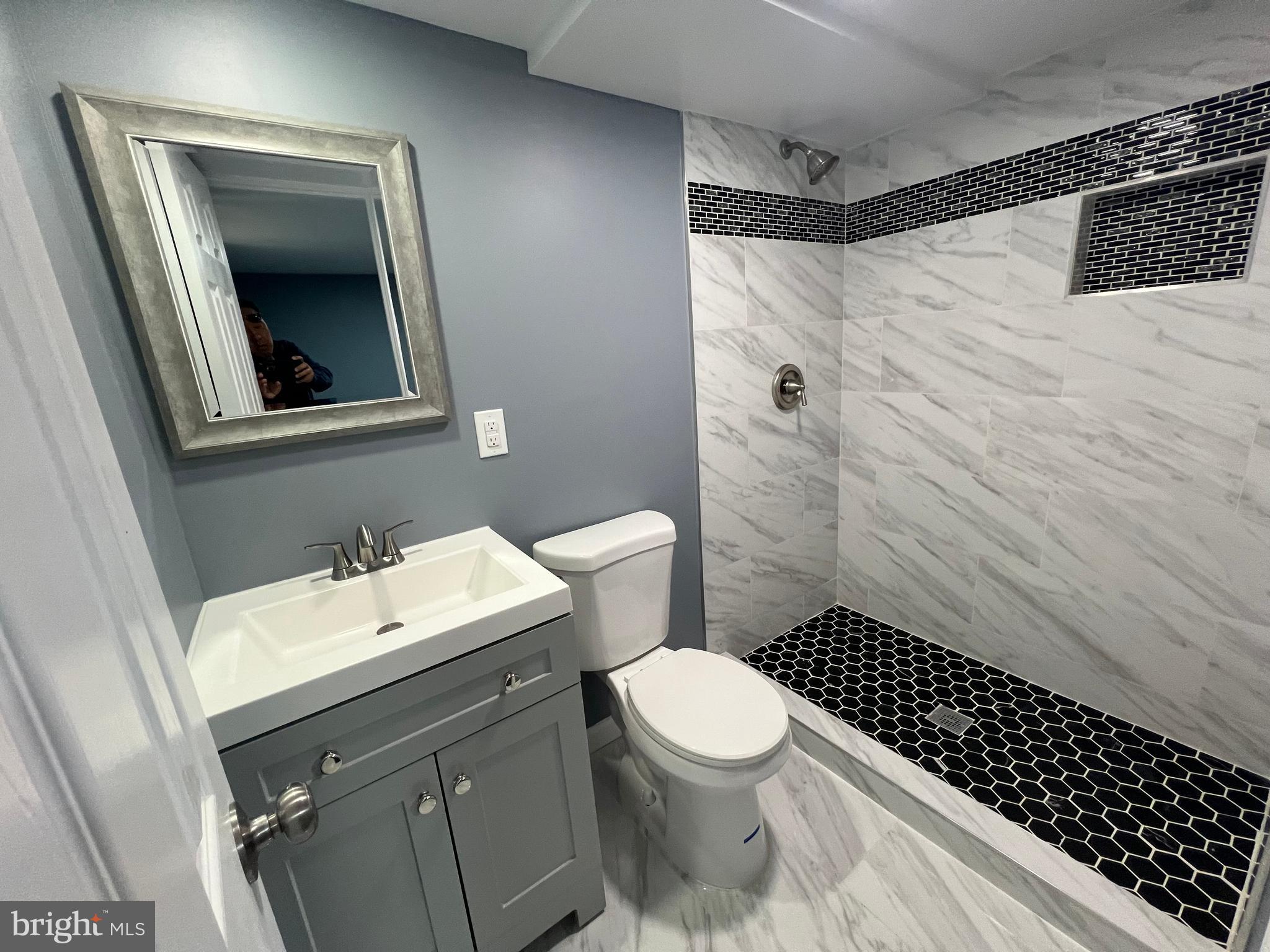 FORT WASHINGTON - Residential