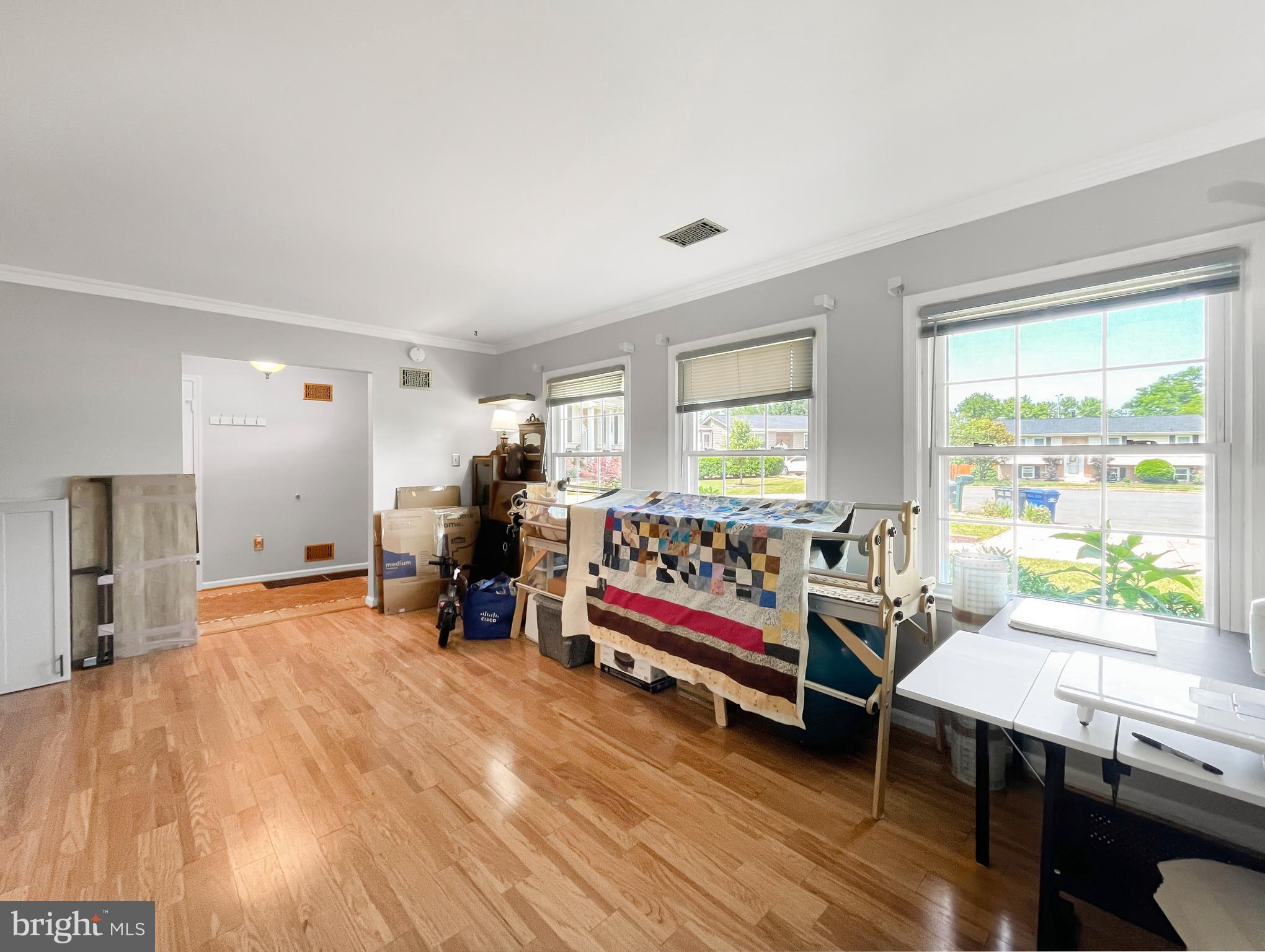 ELMWOOD MANOR - Residential