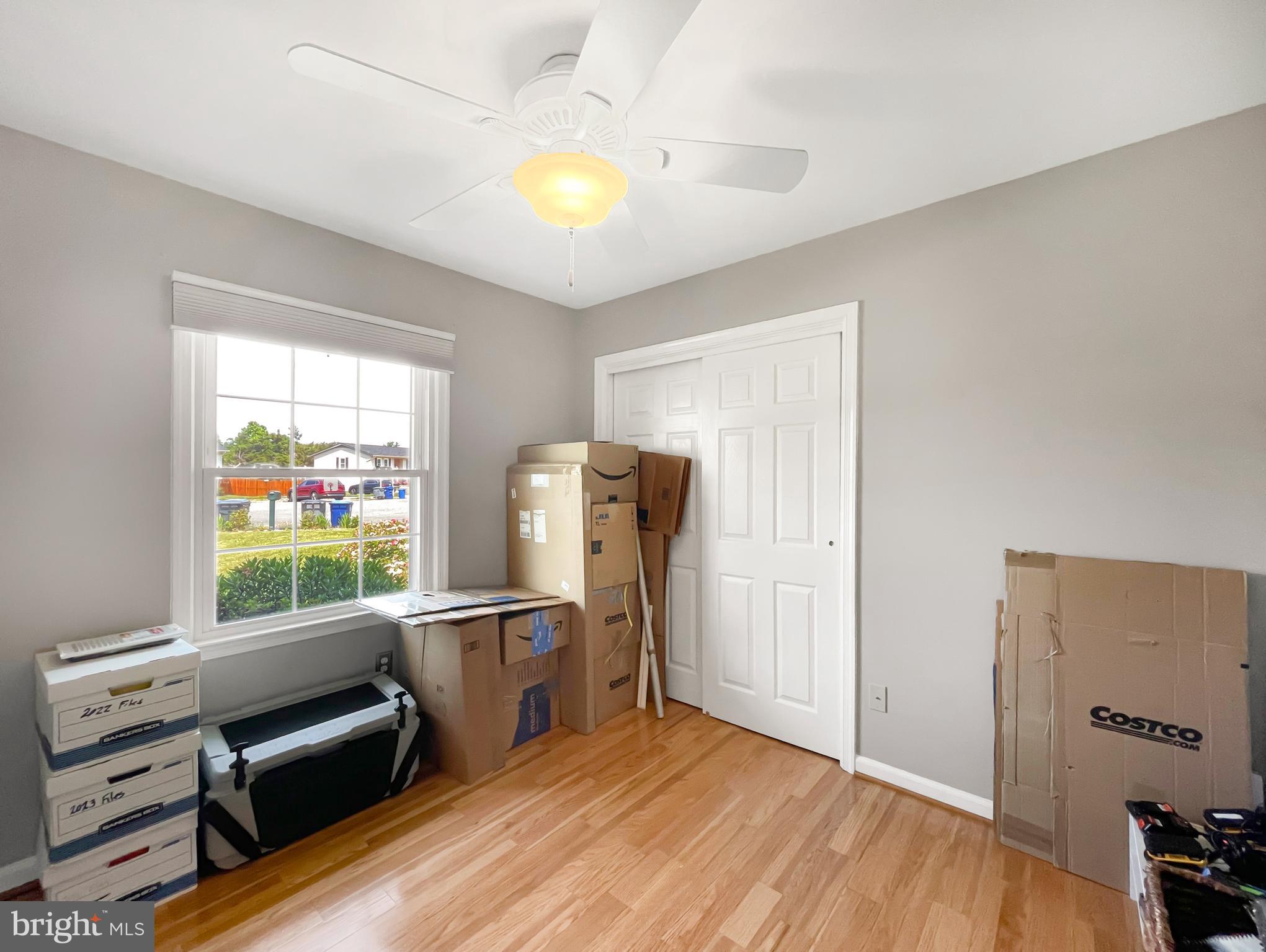 ELMWOOD MANOR - Residential