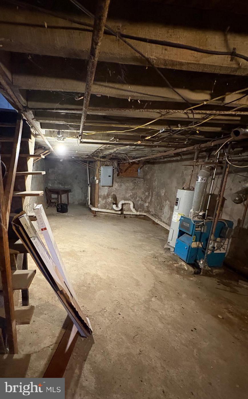 PHILADELPHIA (WEST) - Residential