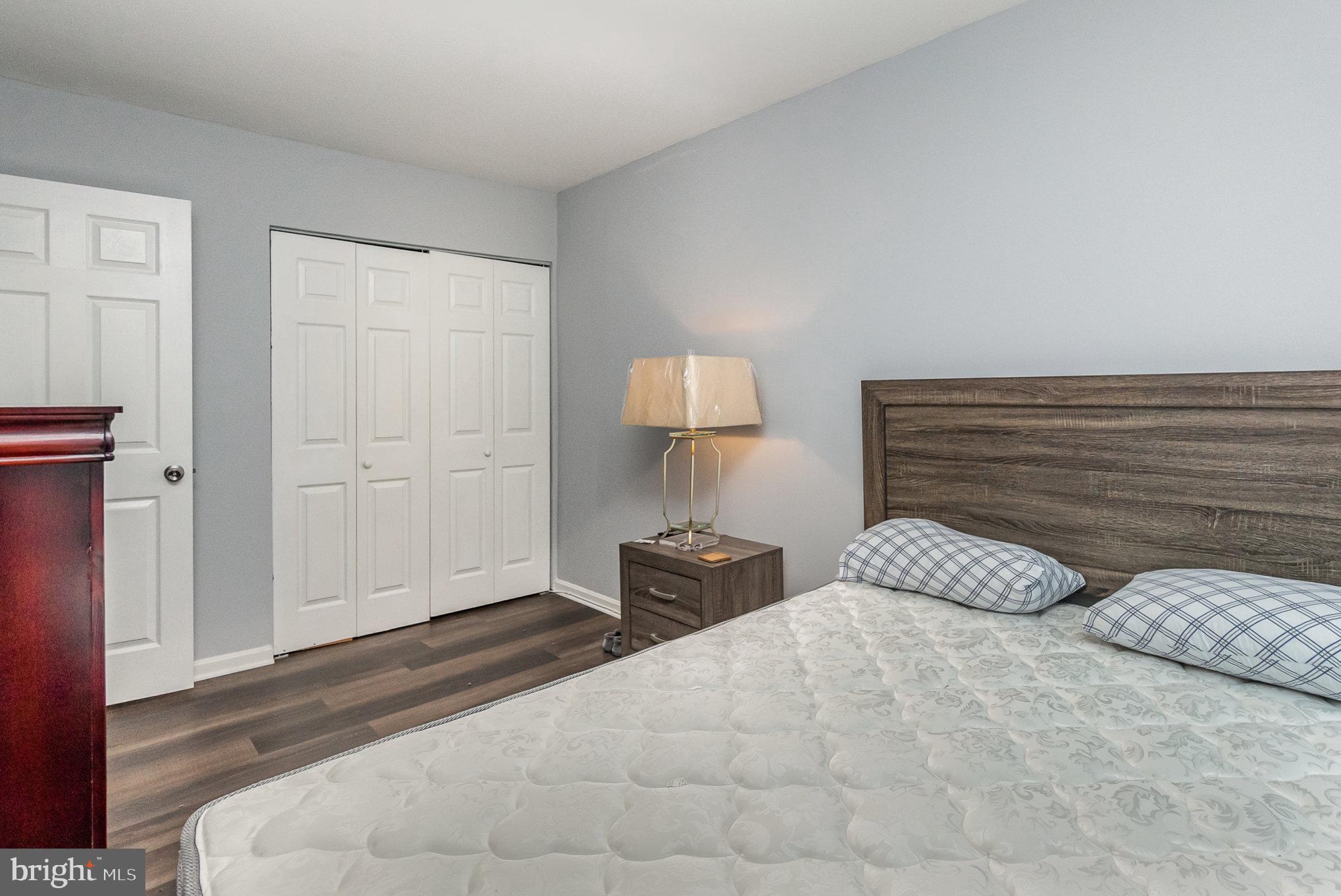 EDGEWATER VILLAGE - Residential