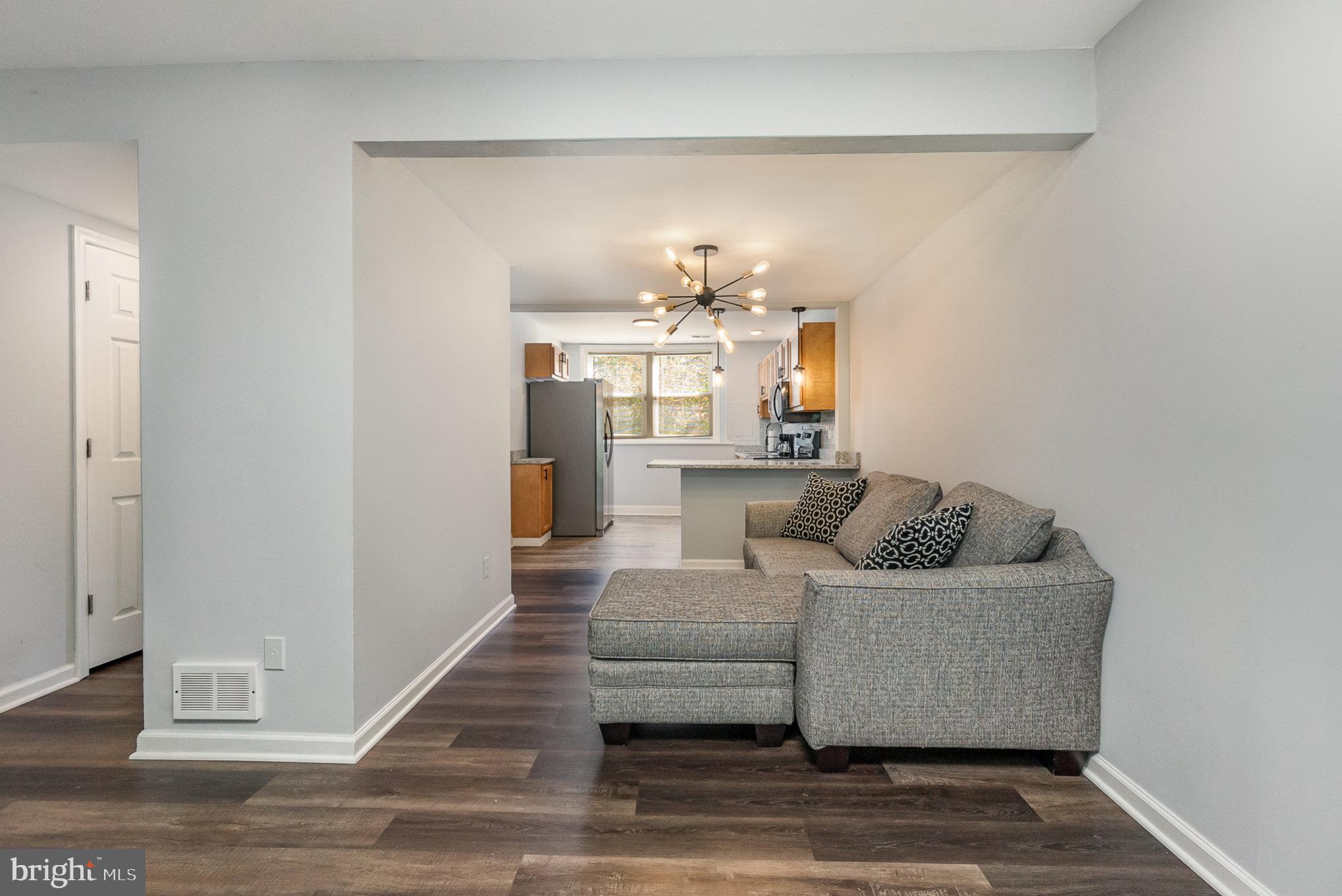 EDGEWATER VILLAGE - Residential