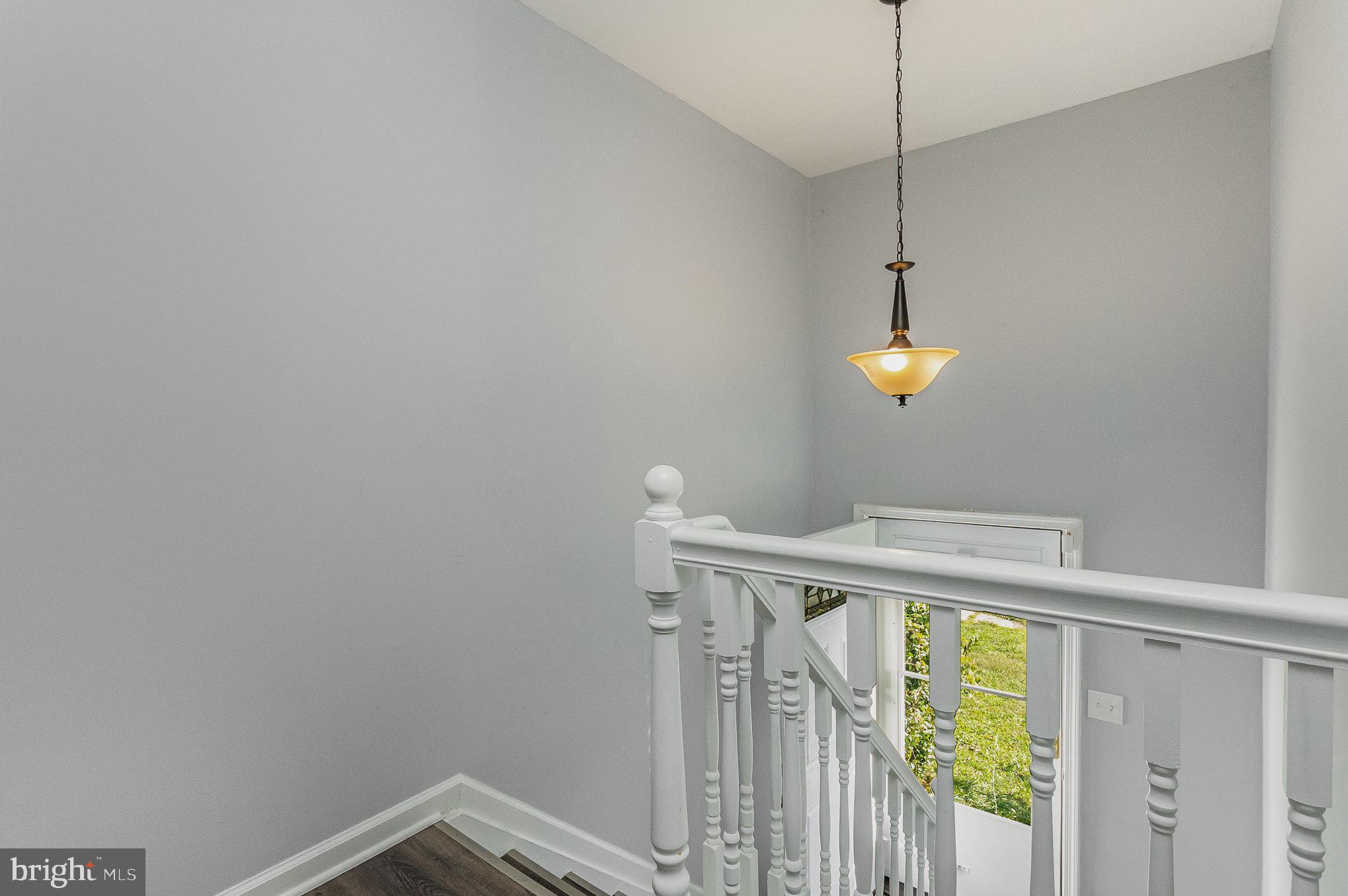 EDGEWATER VILLAGE - Residential