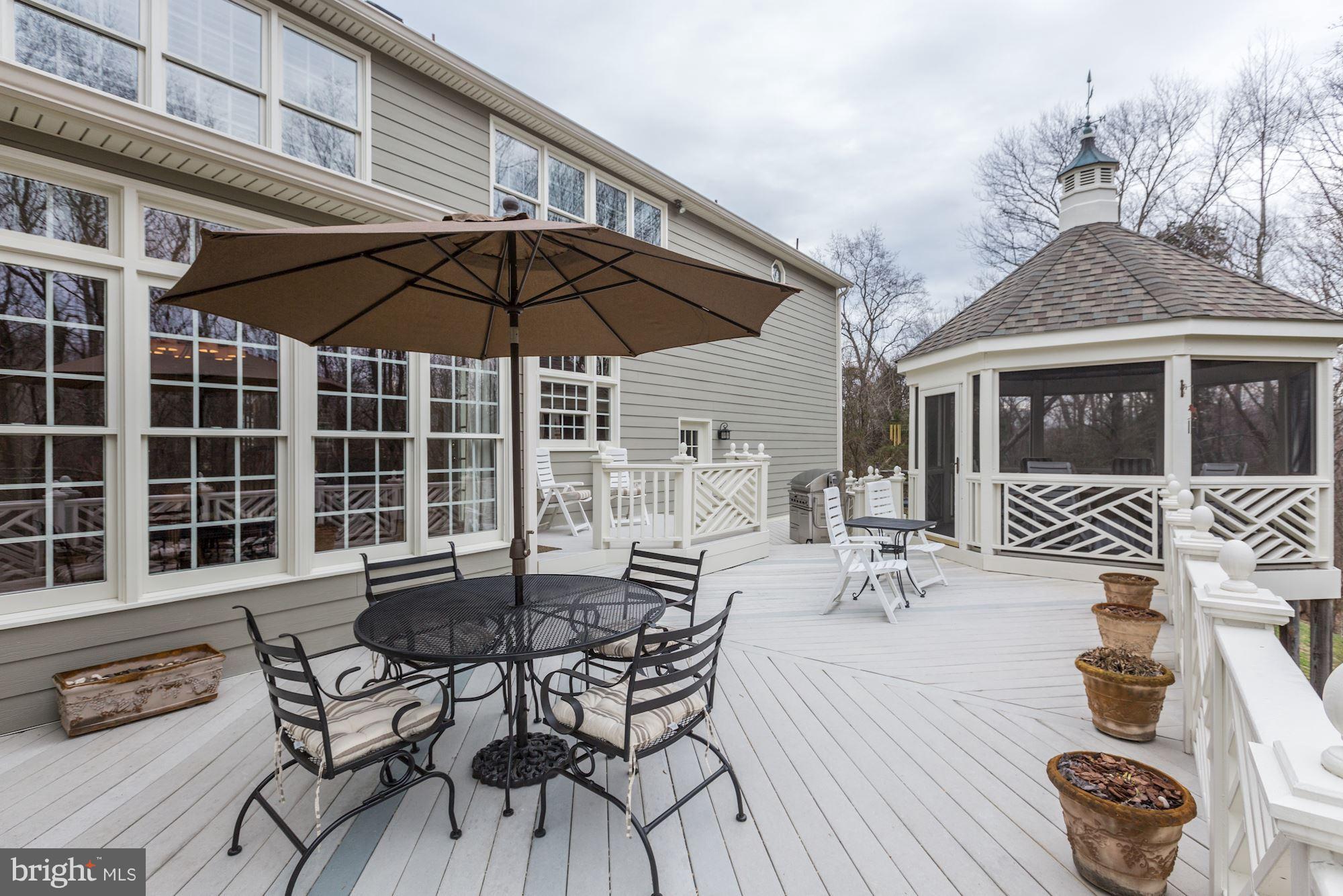 HUNTERS STATION - Residential