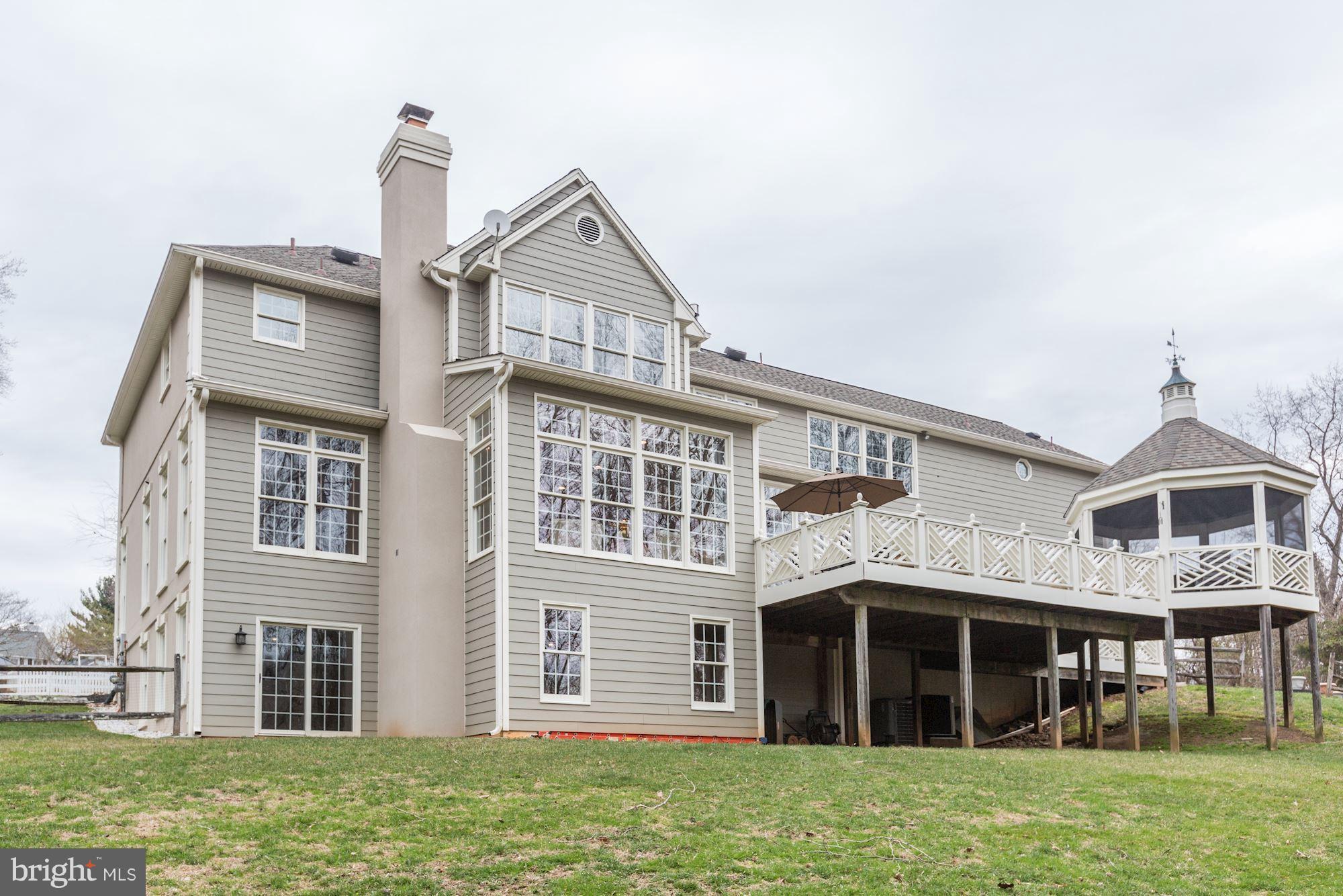 HUNTERS STATION - Residential