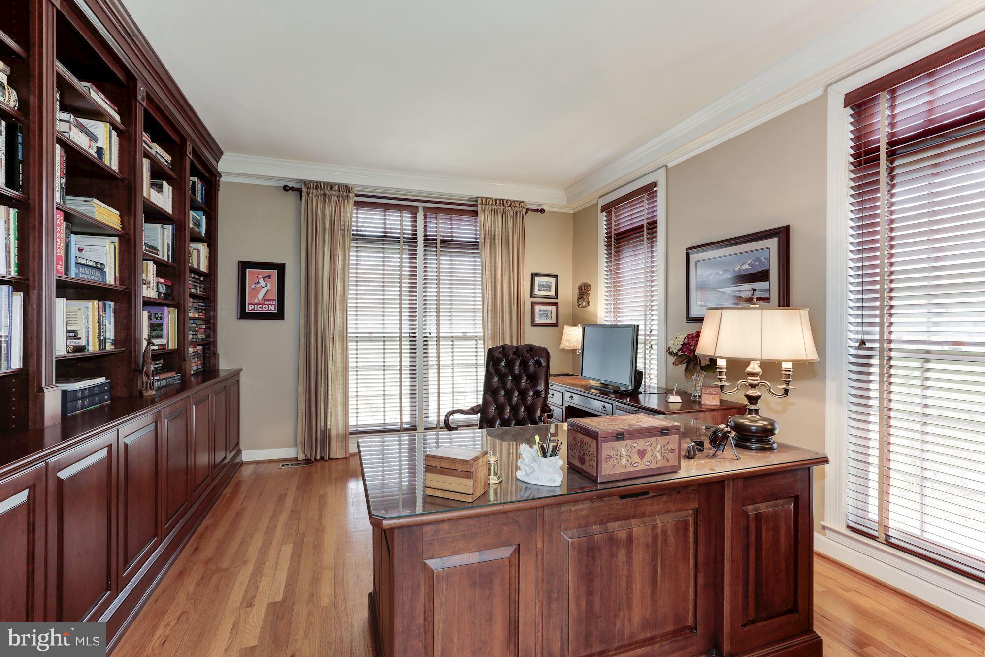 HUNTERS STATION - Residential