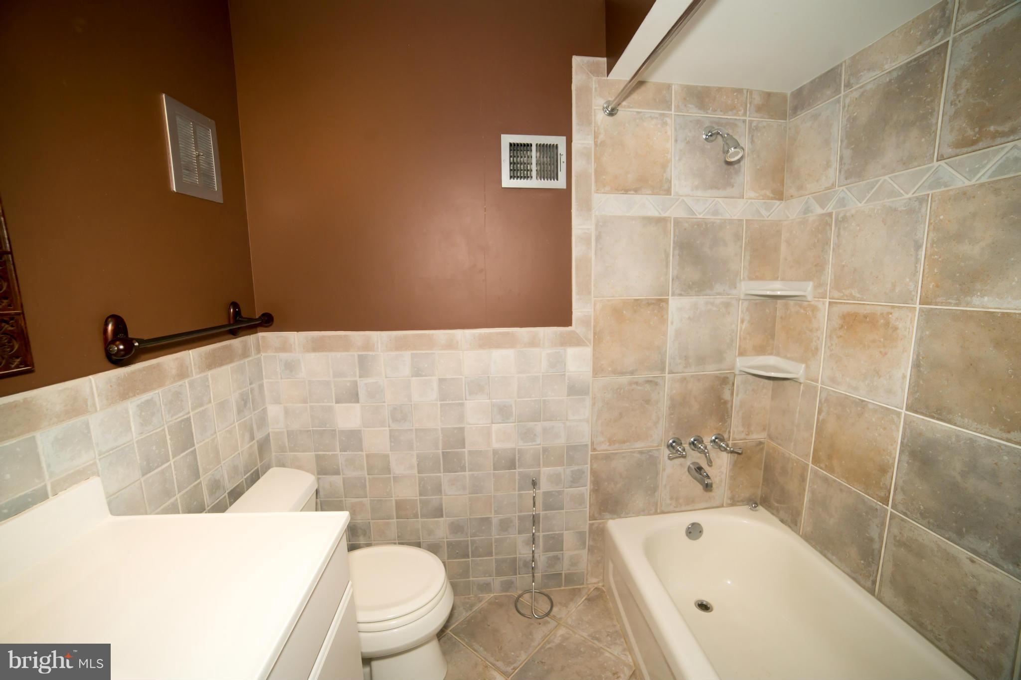 CHARLESTOWN - Residential Lease