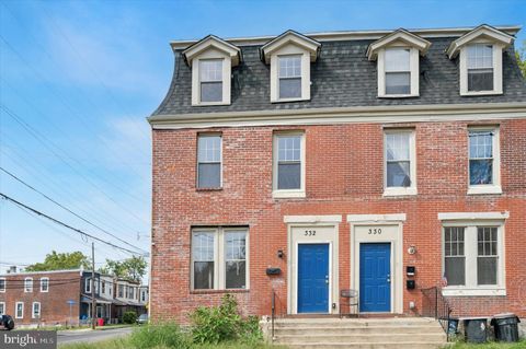 Photo of 332 S 5th Street, DARBY, PA 19023 (MLS # PADE2100714)