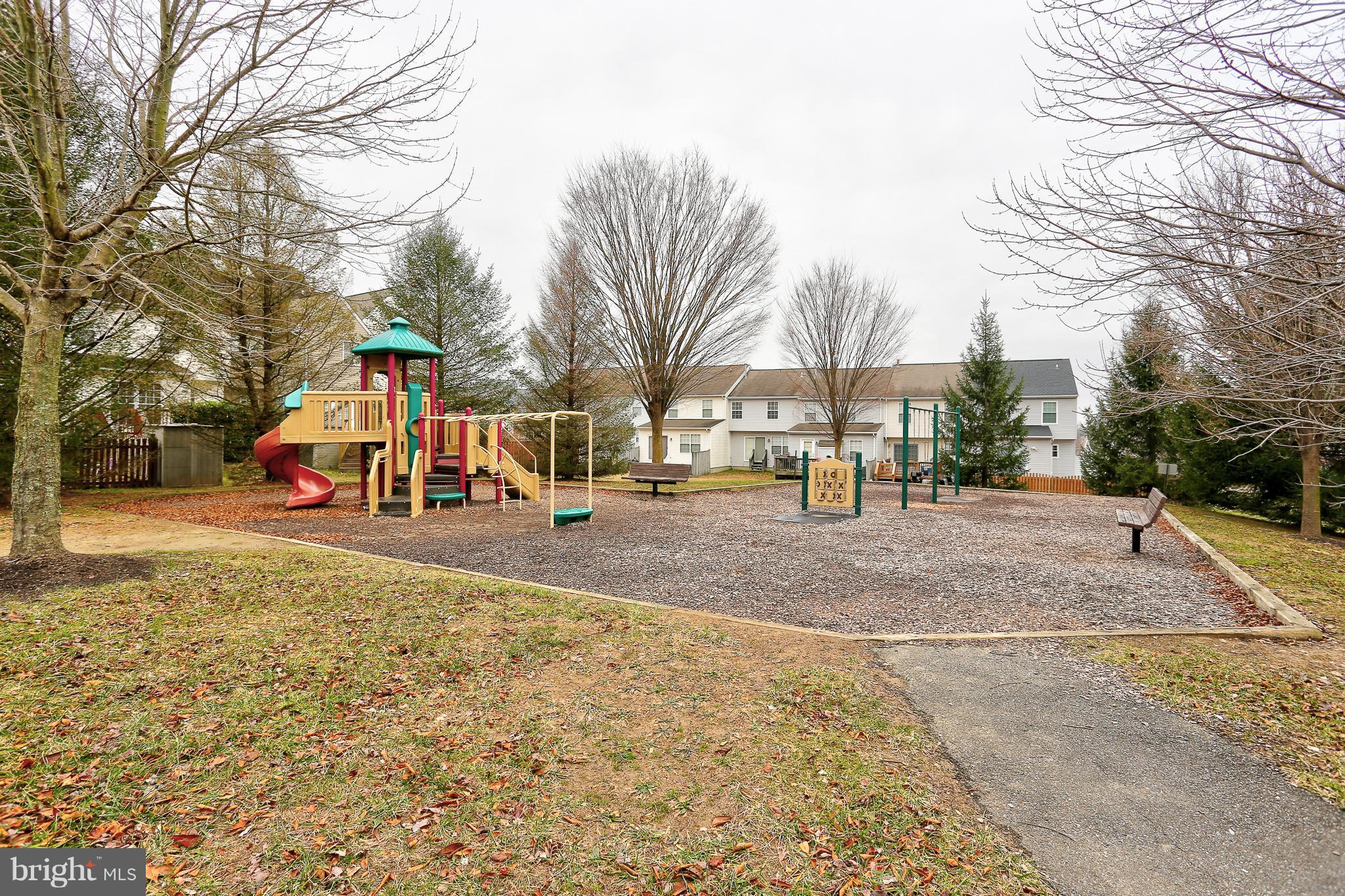 REISTERSTOWN VILLAGE - Residential