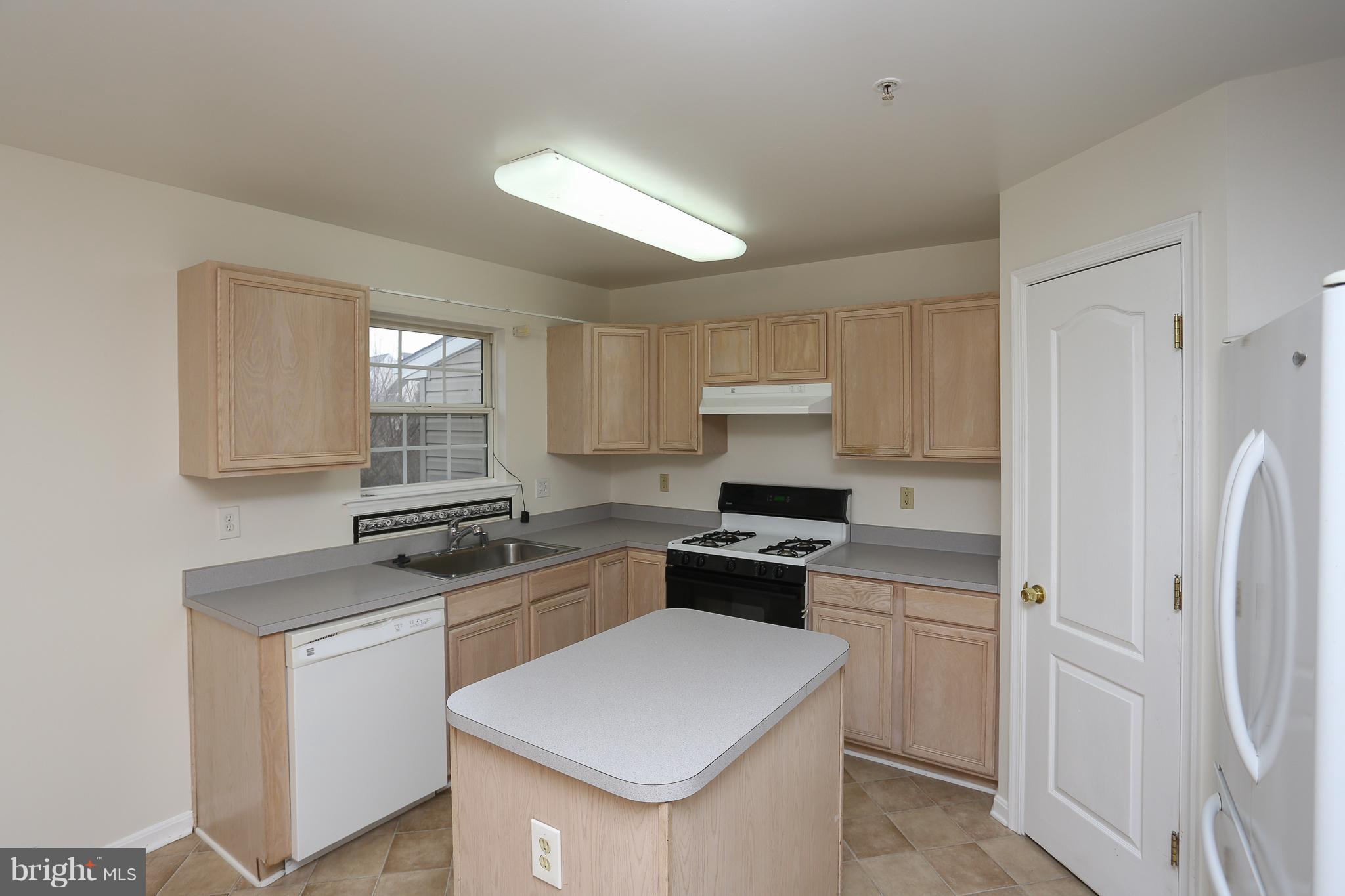 REISTERSTOWN VILLAGE - Residential