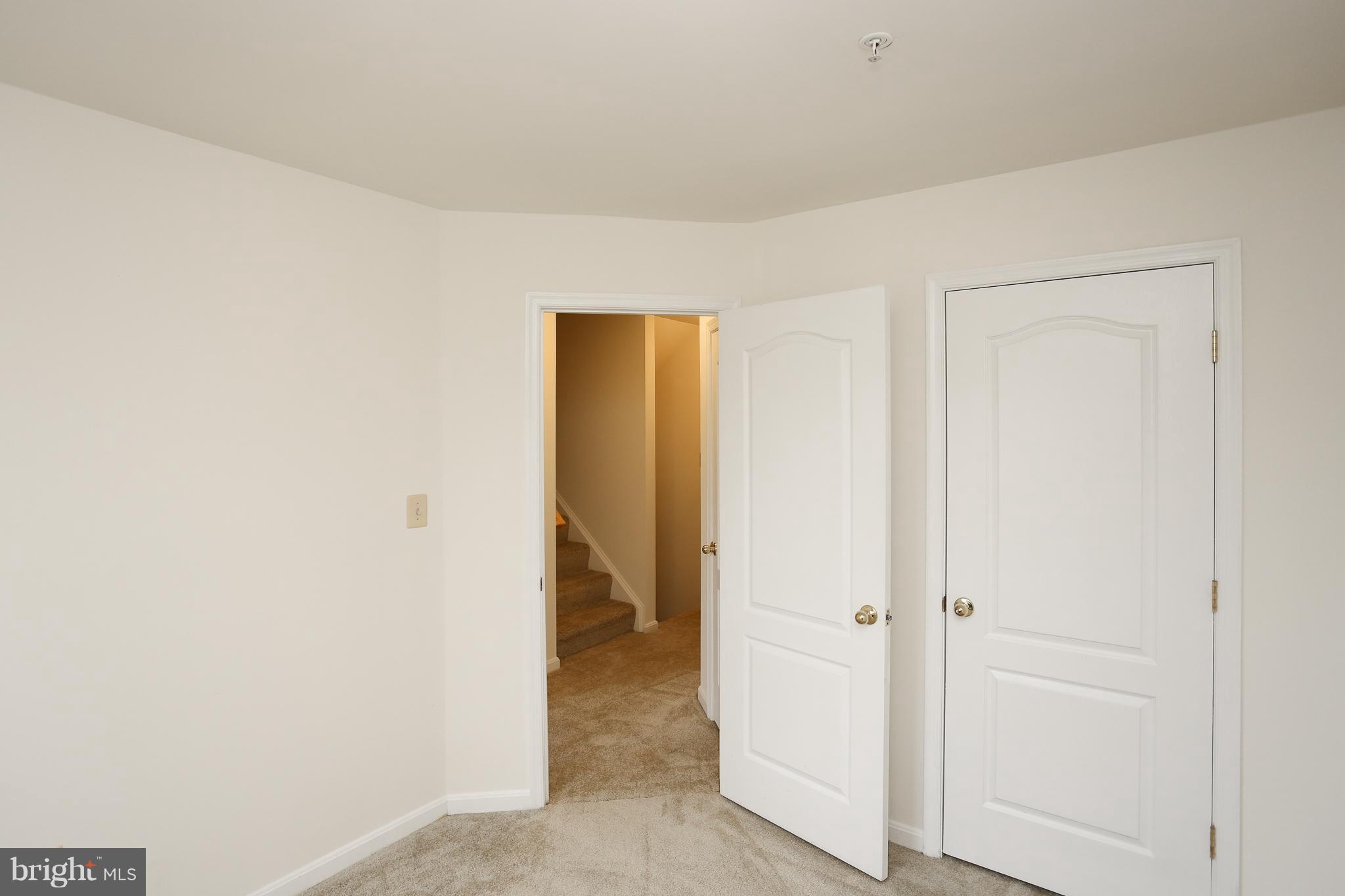 REISTERSTOWN VILLAGE - Residential